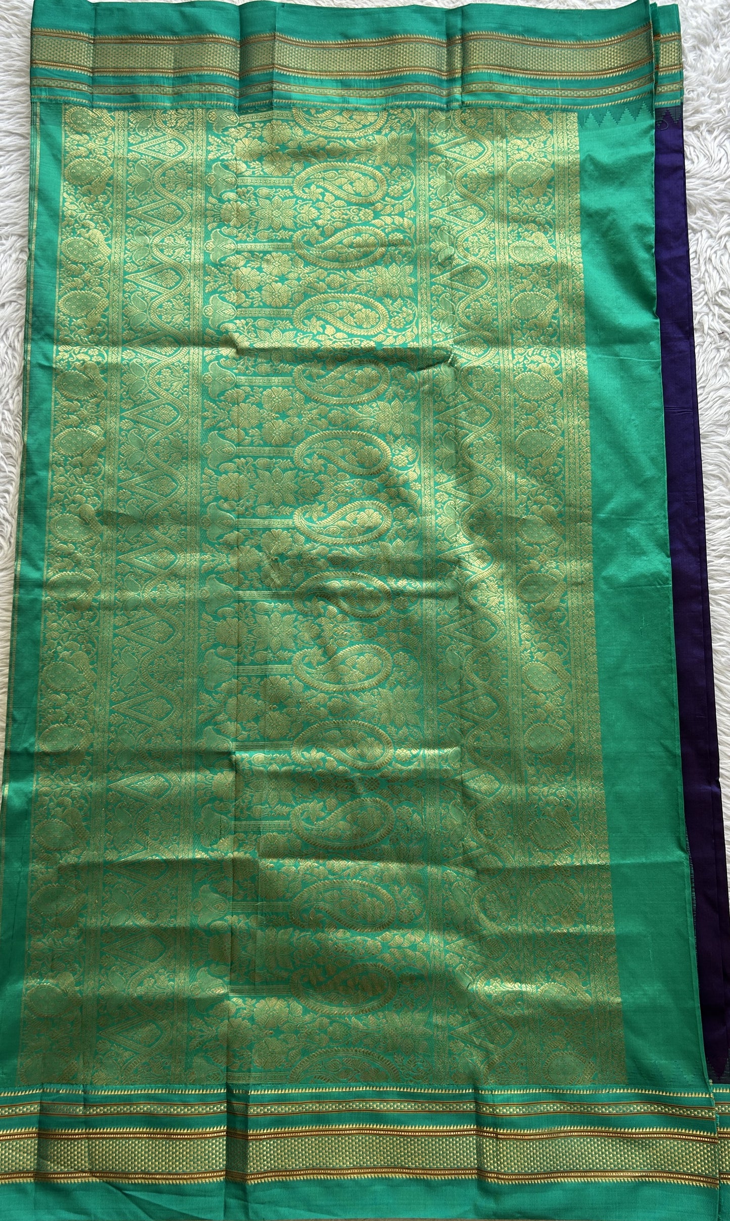 Narayanpet Silk Saree Violet Colored Complemented with a Rama Green Zari Border. - Sampradaya Designer Studio