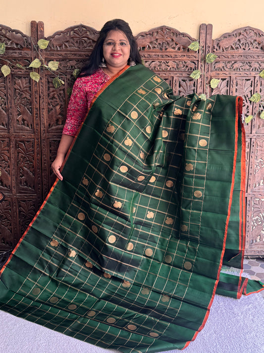 Pure Kanjivaram Silk Saree | Green With Gold Zari Border | Handloom | Silk Mark Certified