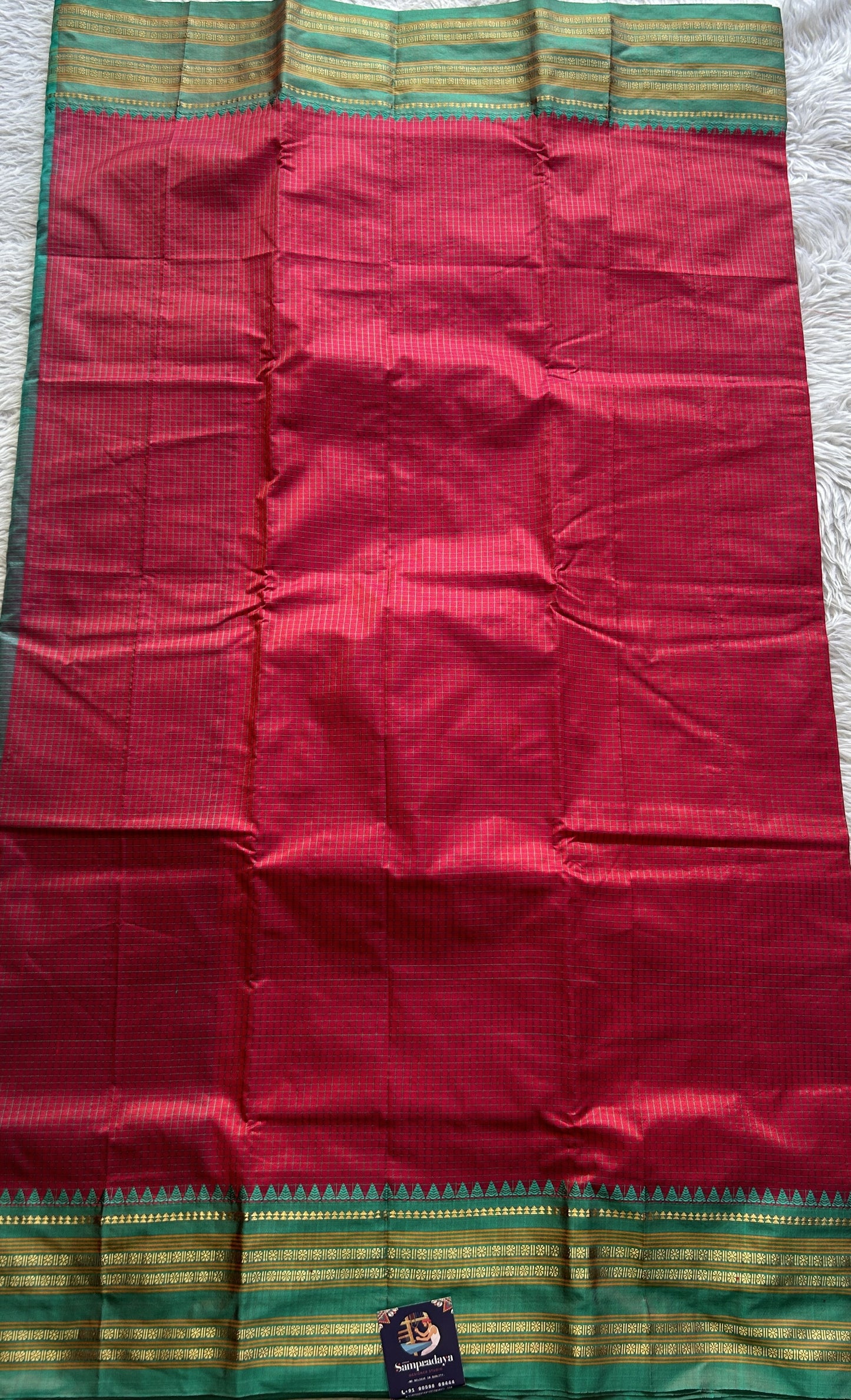 Narayanpet Silk Checks Saree Dark Pink Colored Complemented with a Rama Green Zari Border. - Sampradaya Designer Studio
