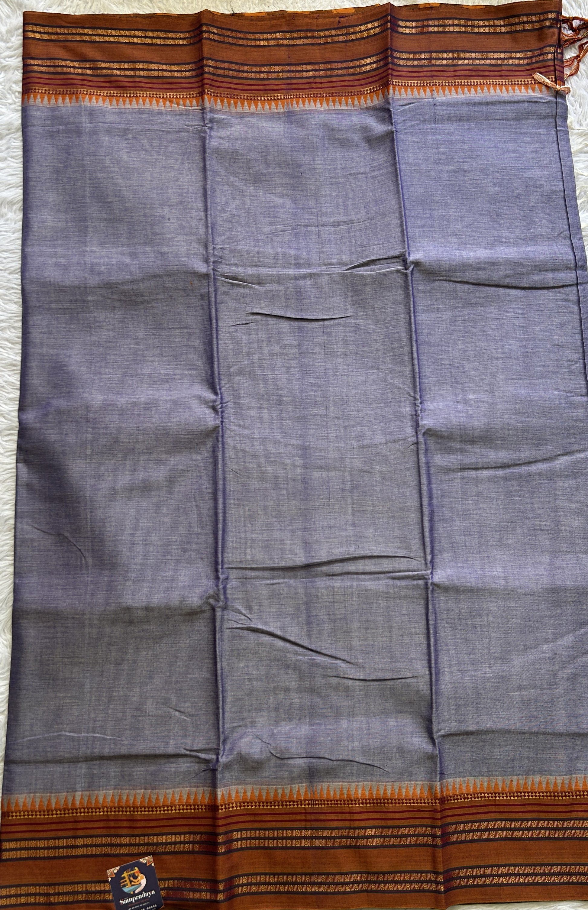 Narayanpet Cotton Saree Dark Lavender Colored Complemented with a Thread Border. - Sampradaya Designer Studio