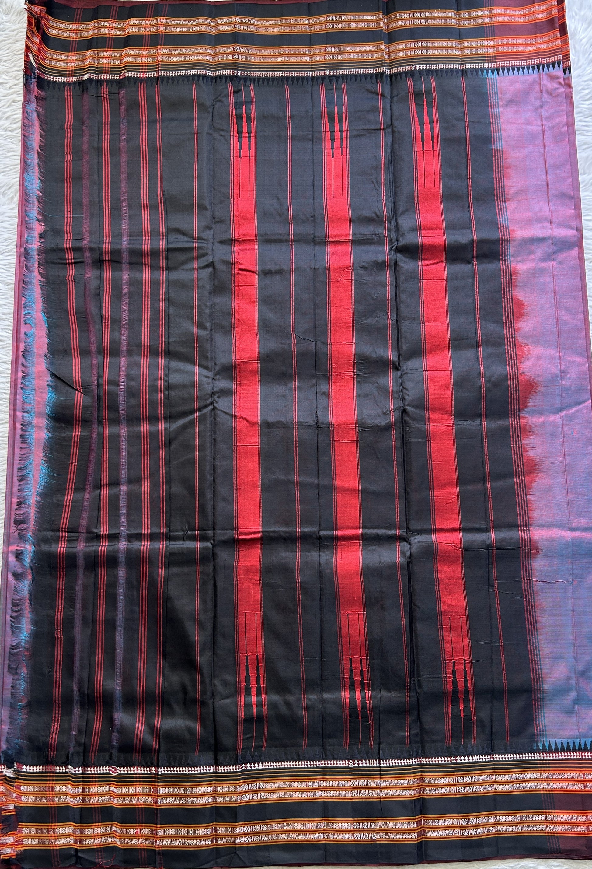 Narayanpet Silk Saree Onion Pink Colored Complemented with a Zari Border. - Sampradaya Designer Studio