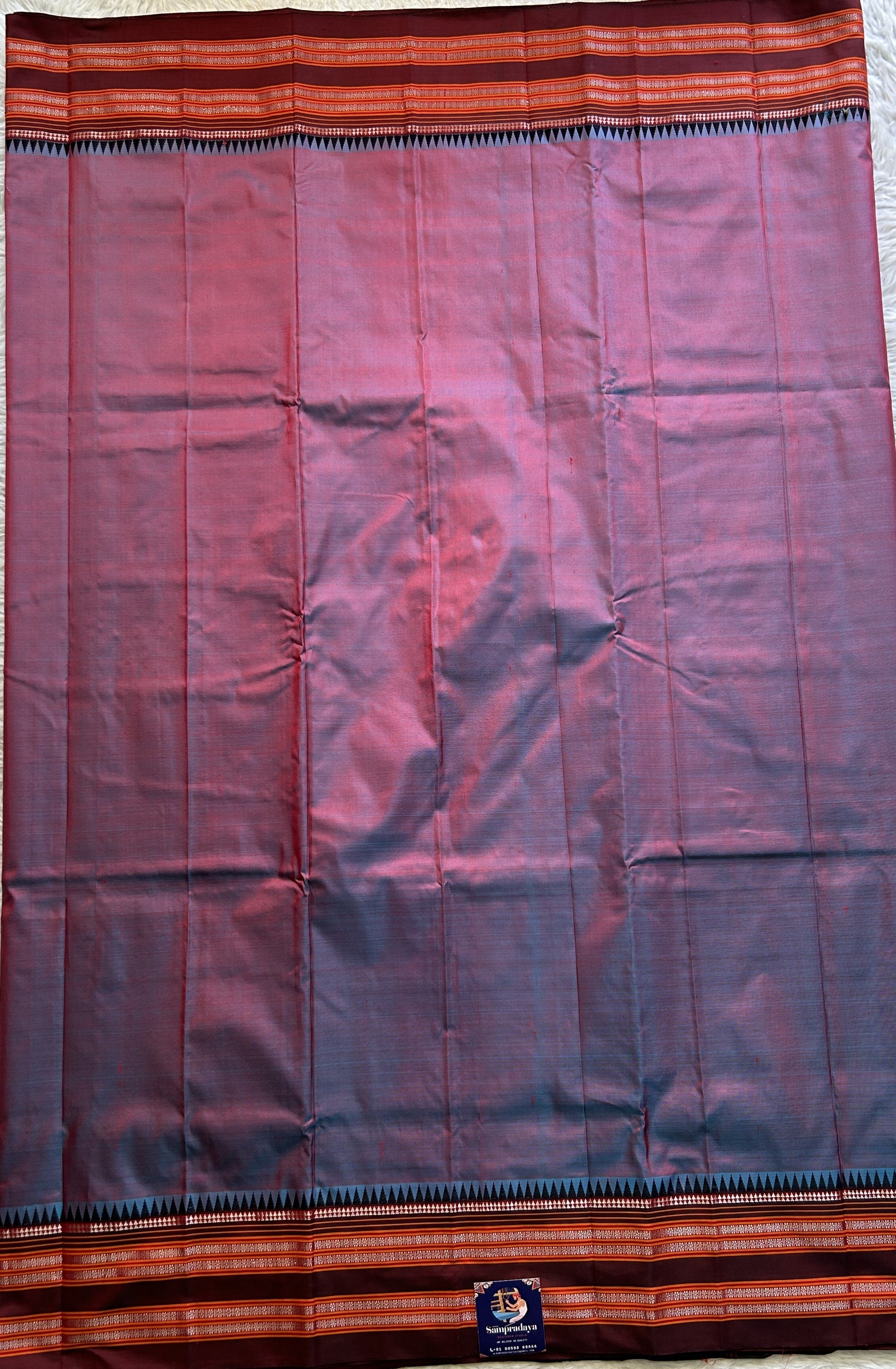 Narayanpet Silk Saree Onion Pink Colored Complemented with a Zari Border. - Sampradaya Designer Studio