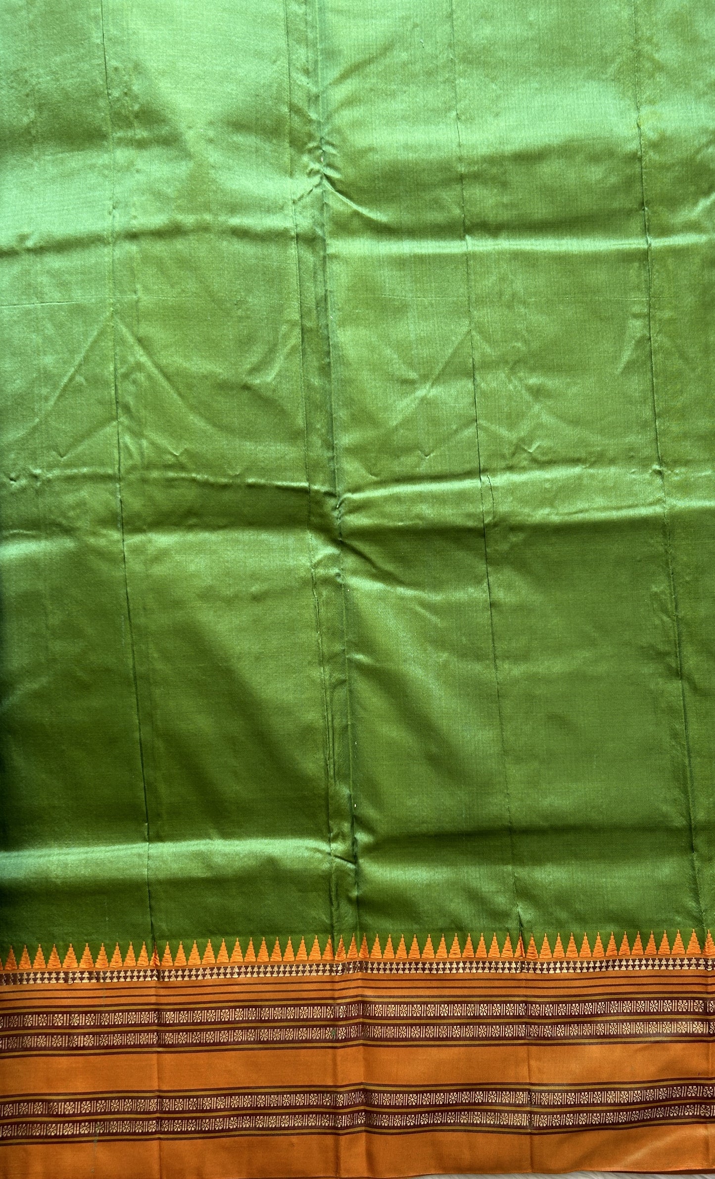 Narayanpet Silk Saree Dark Olive Green Colored Complemented with a Zari Border. - Sampradaya Designer Studio