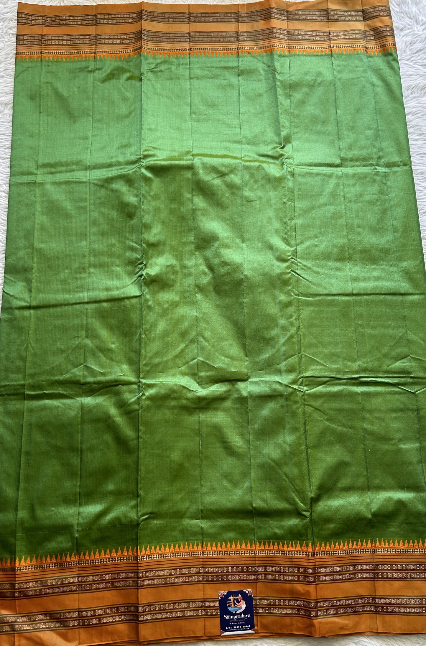 Narayanpet Silk Saree Dark Olive Green Colored Complemented with a Zari Border. - Sampradaya Designer Studio