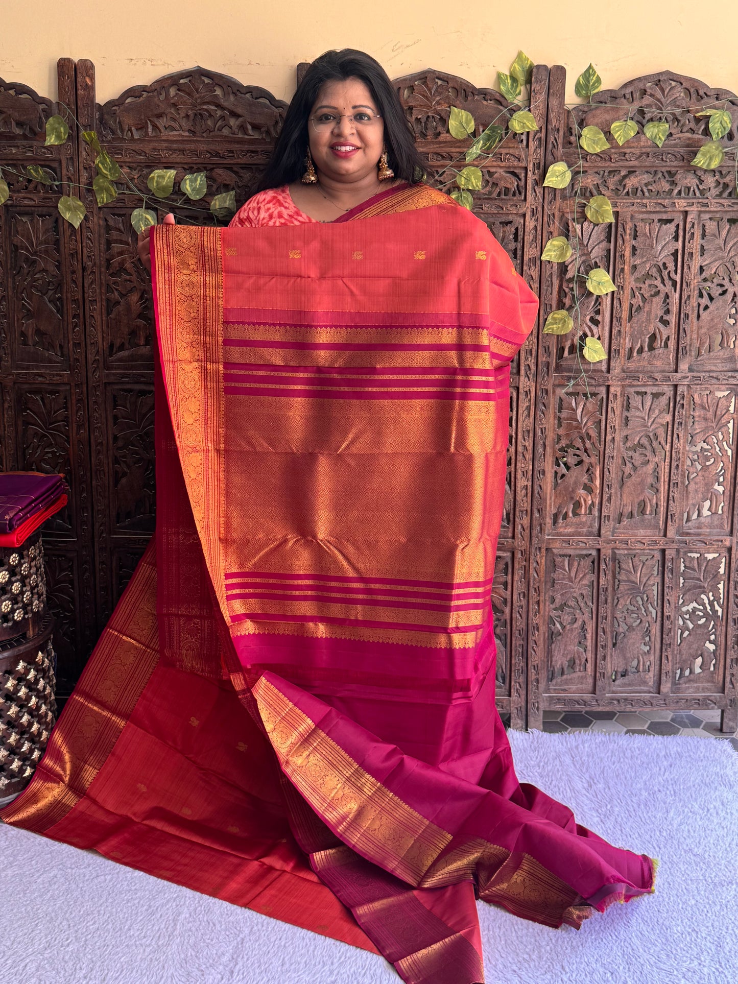 Onion Pink Kanjivaram Silk Saree | Weaving Border With Peacock Butta | Handloom | Silk Mark Certified