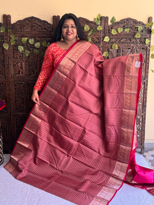 Pure Kanjivaram Silk Saree | Onion Pink With Gold Zari Border | Handloom | Silk Mark Certified