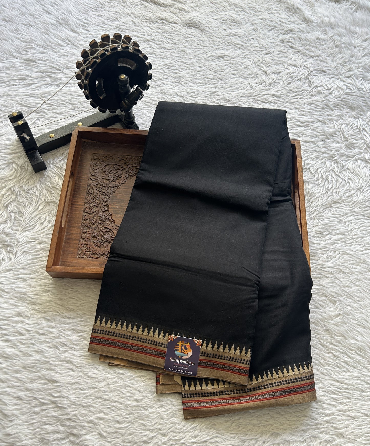 Narayanpet Cotton Saree Black Colored Complemented with a Thread Border. - Sampradaya Designer Studio