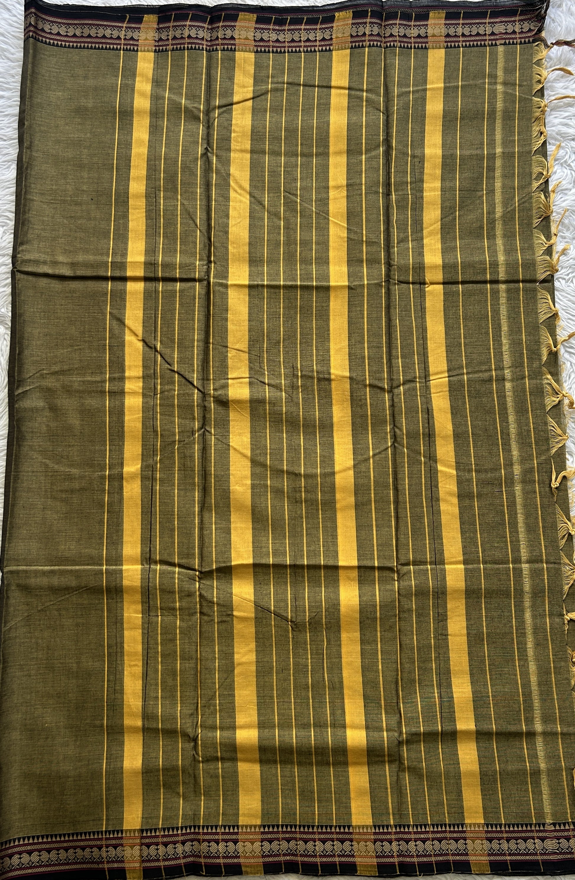 Narayanpet Cotton Saree Dark Olive Green Colored Complemented with a Thread Border. - Sampradaya Designer Studio