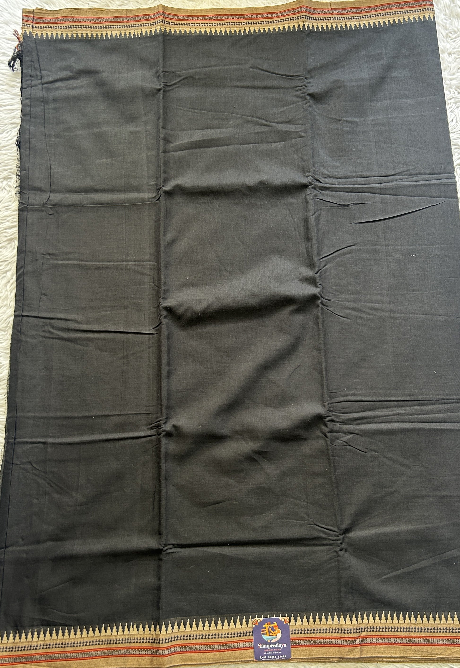 Narayanpet Cotton Saree Black Colored Complemented with a Thread Border. - Sampradaya Designer Studio