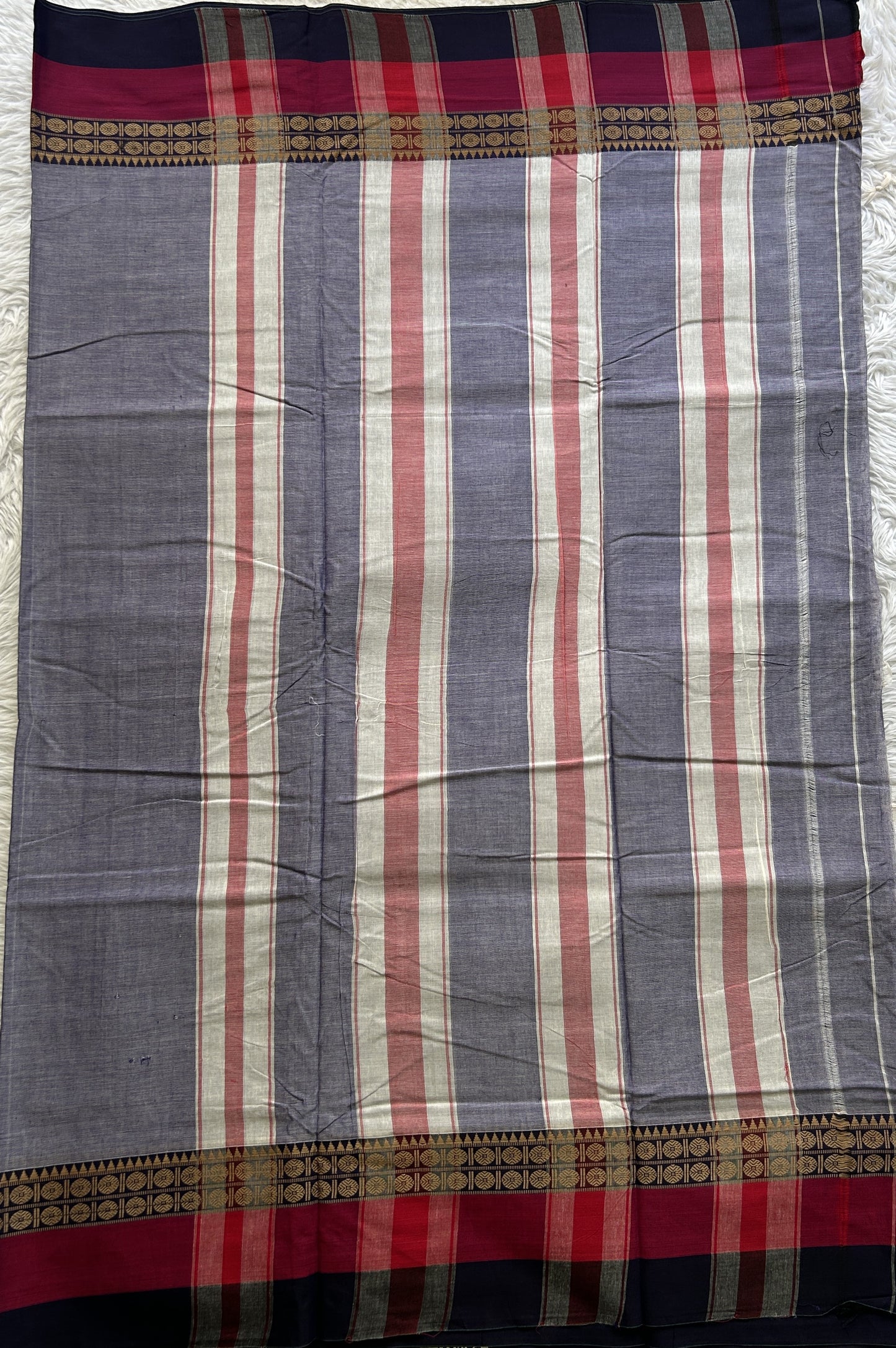 Narayanpet Cotton Saree Dark Lavender Colored Complemented with a Gap Border. - Sampradaya Designer Studio