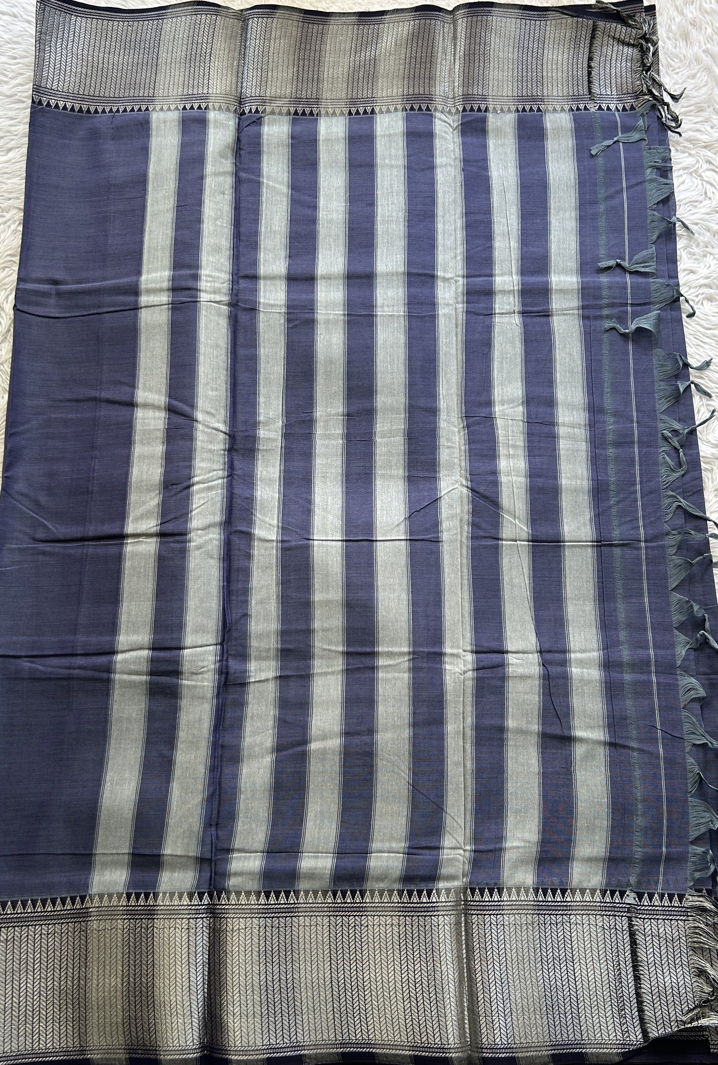 Narayanpet Cotton Saree Ink Blue Colored Complemented with a Thread Border. - Sampradaya Designer Studio