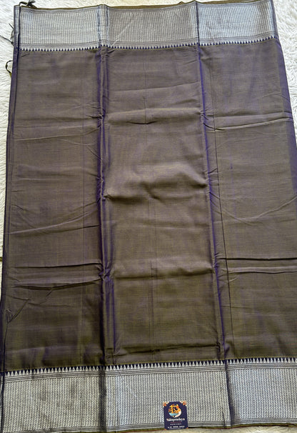 Narayanpet Cotton Saree Brinjal Colored Complemented with a Thread Border. - Sampradaya Designer Studio