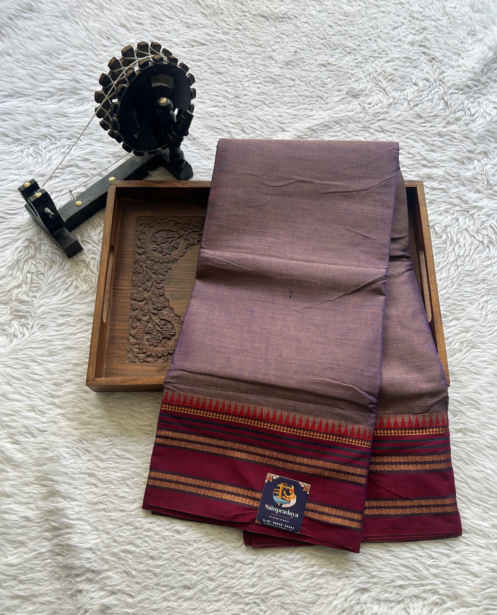 Narayanpet Cotton Saree Dark Lavender Colored Complemented with a Pink Gap Border. - Sampradaya Designer Studio