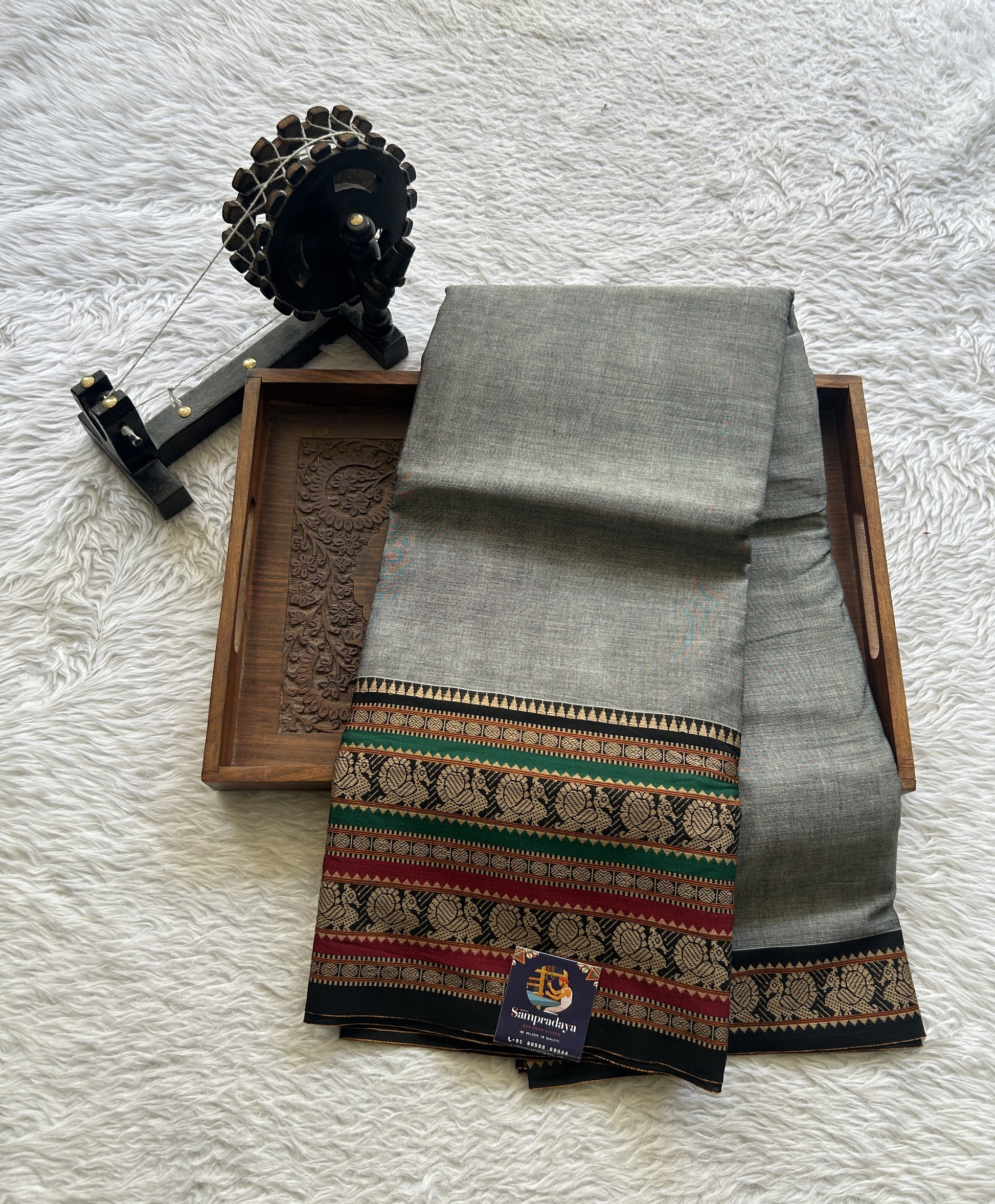 Narayanpet Cotton Saree Ash Colored Complemented with a Thread Border. - Sampradaya Designer Studio