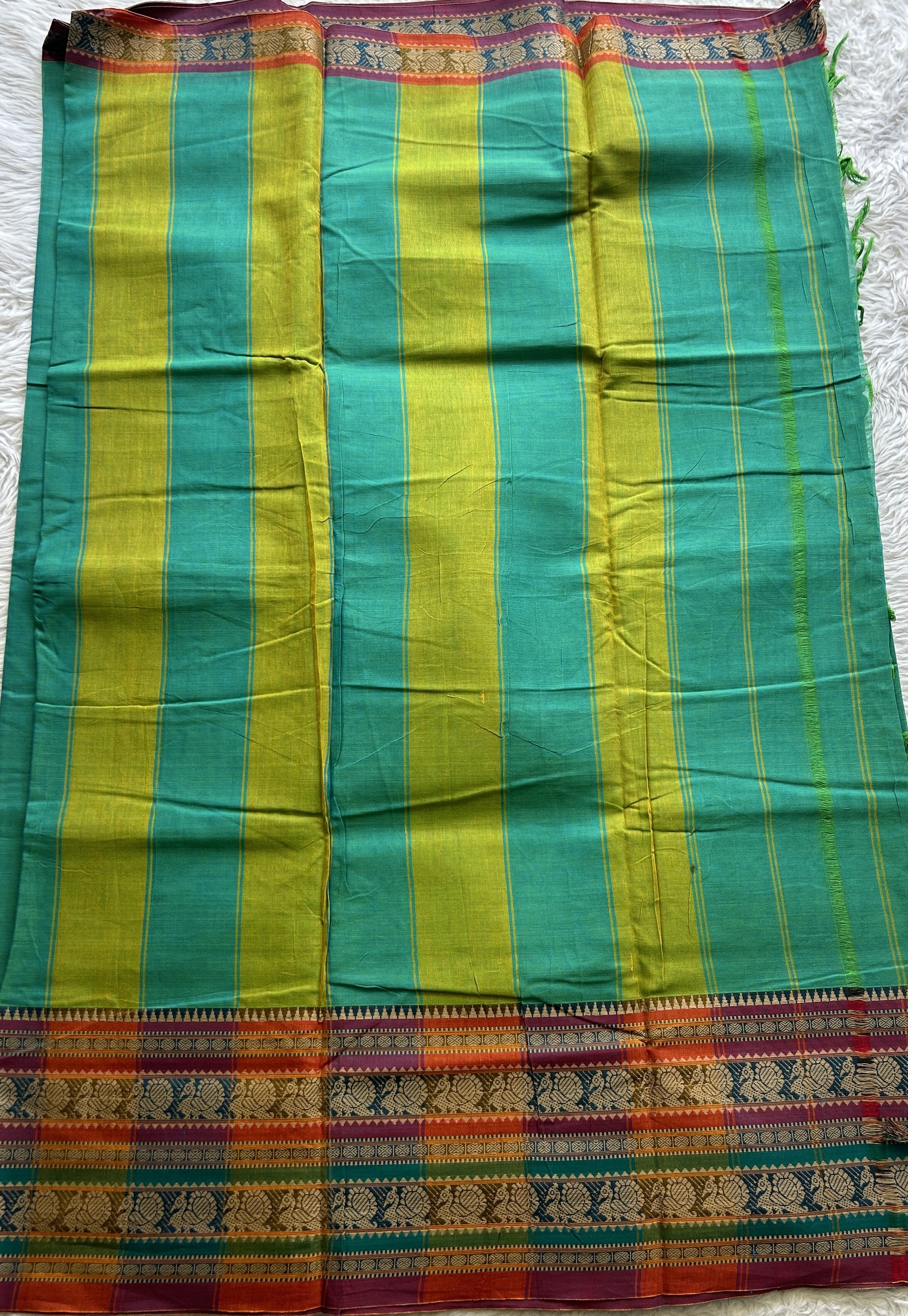 Narayanpet Cotton Saree Rama Green Colored Complemented with a Thread Border. - Sampradaya Designer Studio
