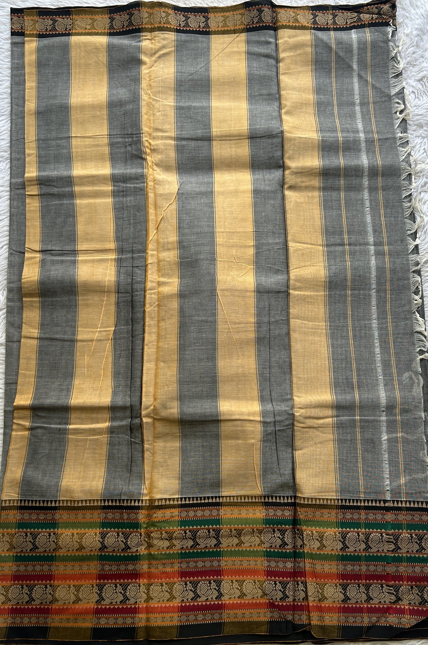 Narayanpet Cotton Saree Ash Colored Complemented with a Thread Border. - Sampradaya Designer Studio