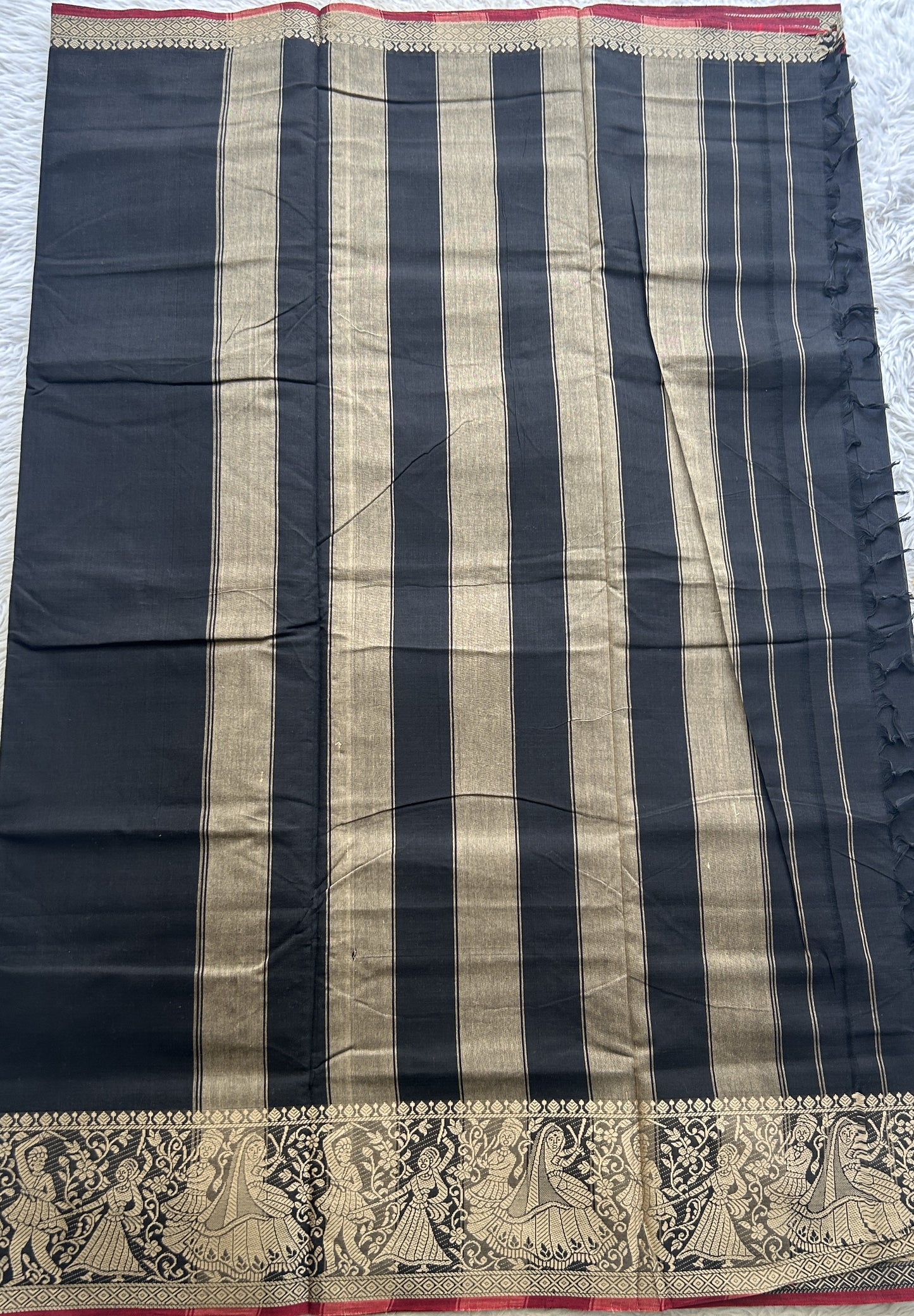 Narayanpet Cotton Saree Black Colored Complemented with a Cream Thread Border. - Sampradaya Designer Studio