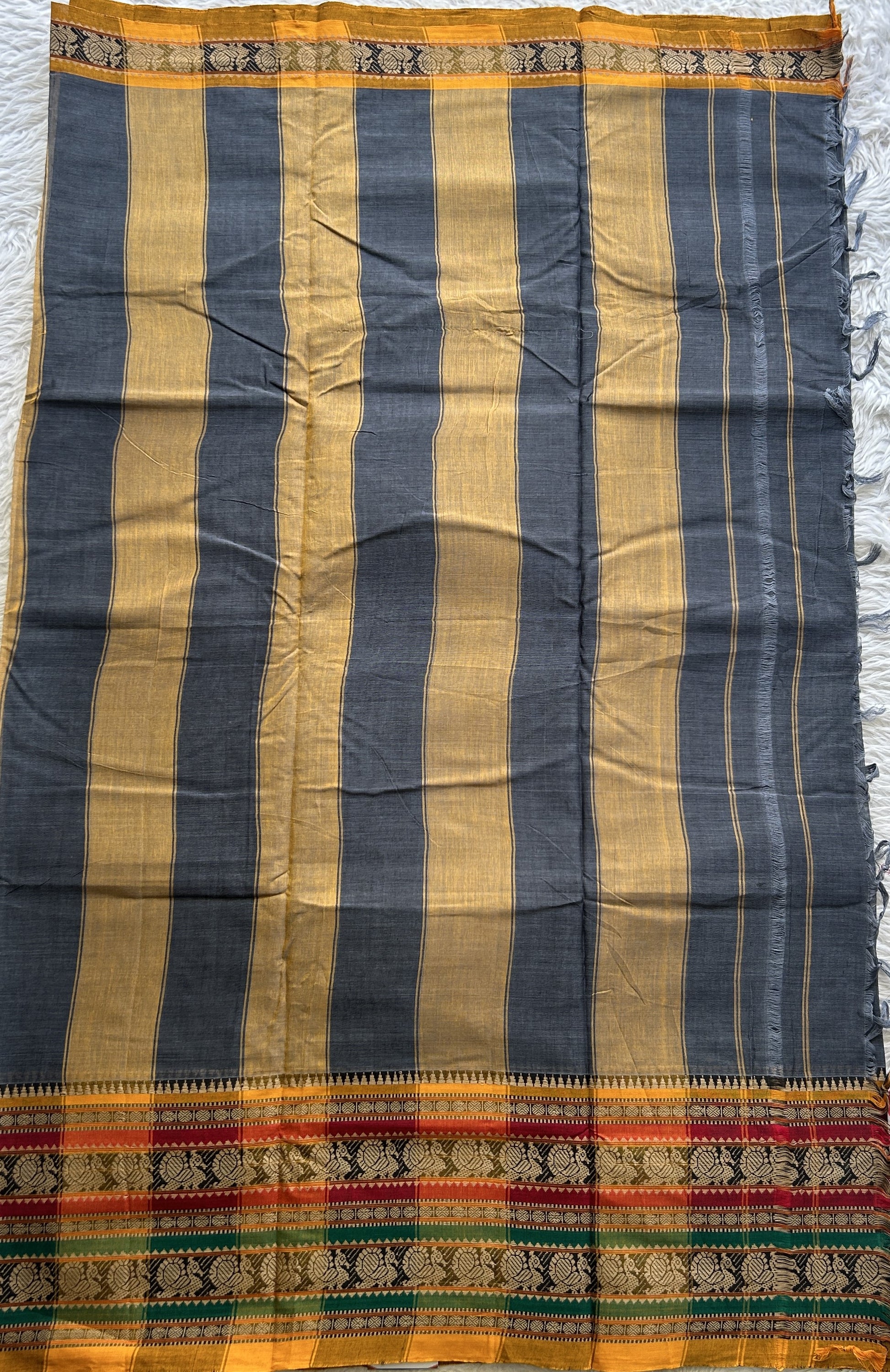 Narayanpet Cotton Saree Gray Colored Complemented with a Thread Border. - Sampradaya Designer Studio