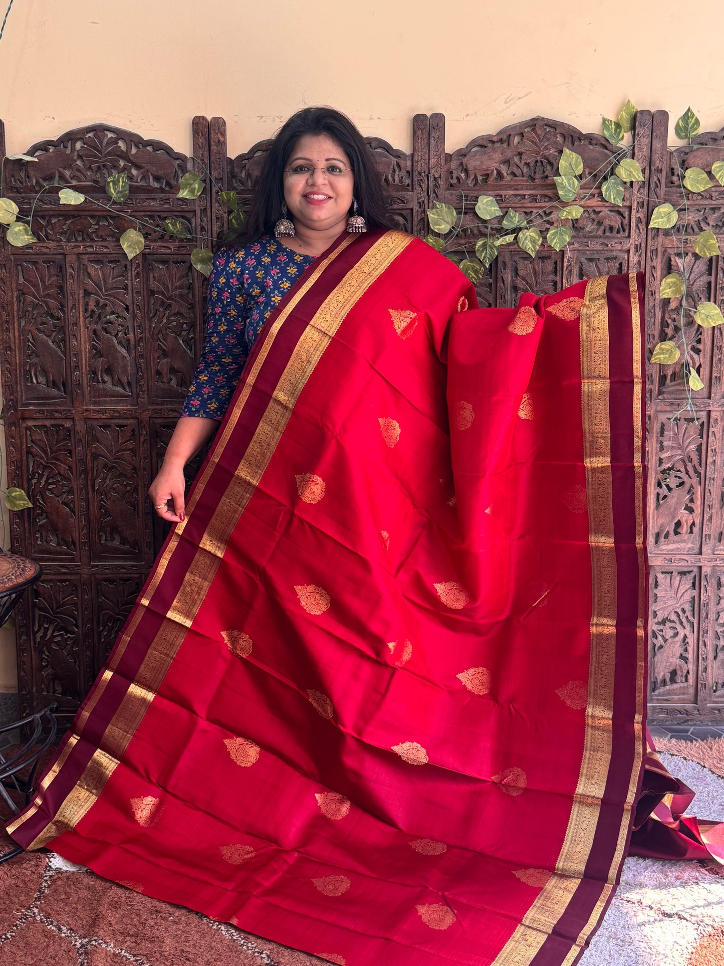 Maroon Pure Kanjivaram Silk Saree | Gap Border With Peacock Butta | Handloom | Silk Mark Certified