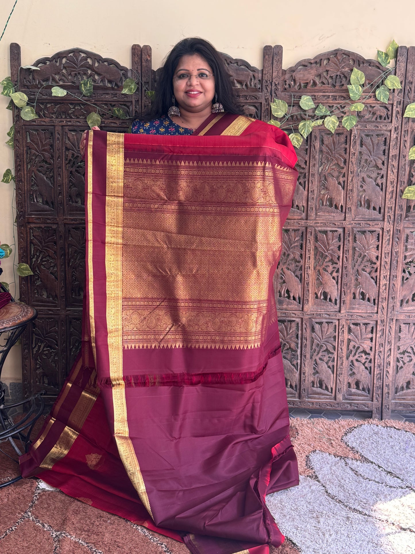 Maroon Pure Kanjivaram Silk Saree | Gap Border With Peacock Butta | Handloom | Silk Mark Certified