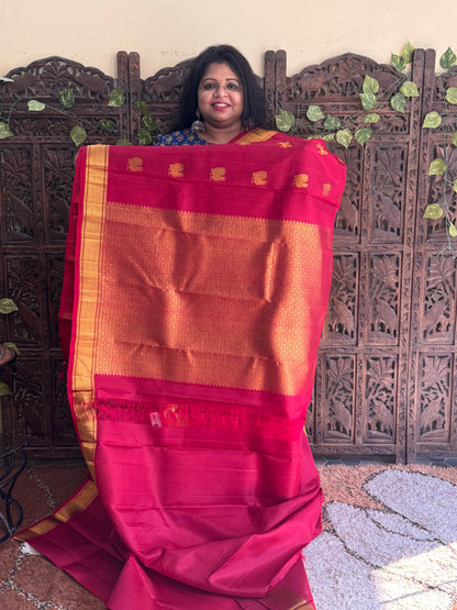 Pure Kanjivaram Silk Saree | Maroon With Gold Zari Border | Handloom | Silk Mark Certified