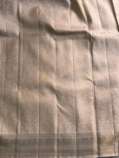 Maroon Pure Kanjivaram Silk Saree | Weaving Border With Peacock & Lotus Butta | Handloom | Silk Mark Certified