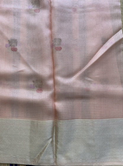 Pure Handloom Silk Kota Saree | Peach | Gold Zari  With Temple Border | Silk Mark Certified