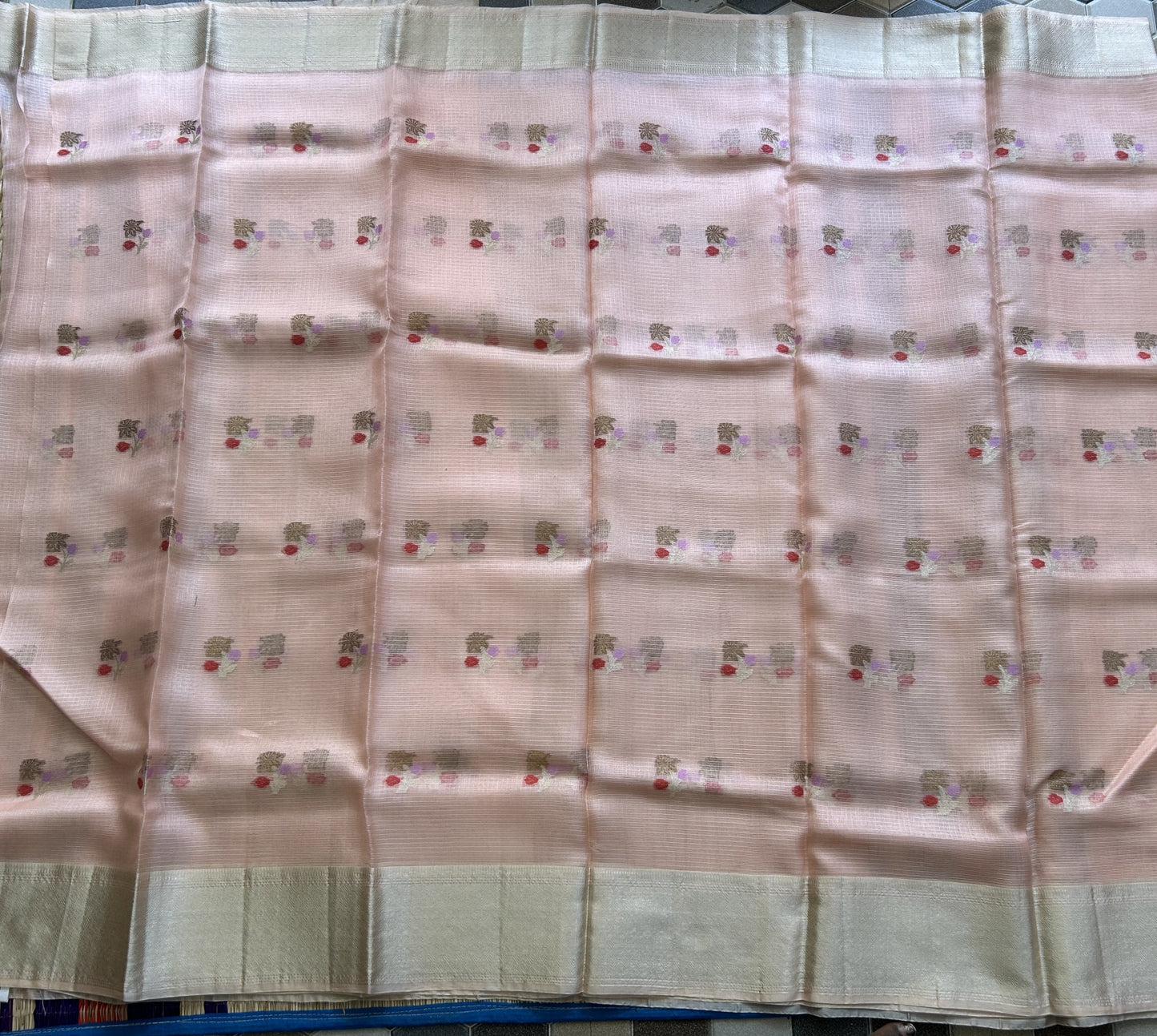Pure Handloom Silk Kota Saree | Peach | Gold Zari  With Temple Border | Silk Mark Certified