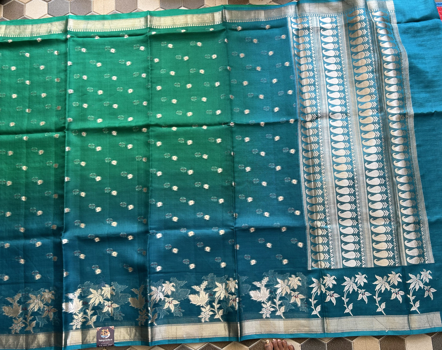 Pure Handloom Silk Kota Saree | Green And Blue | Gold Zari  With Temple Border | Silk Mark Certified
