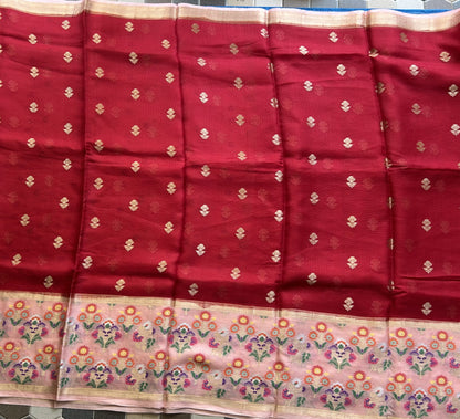 Pure Handloom Silk Kota Saree | Red | Gold Zari  With Temple Border | Silk Mark Certified