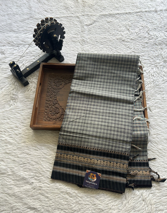 Narayanpet Cotton Checks Saree Gray Colored Complemented with a Black Thread Border. - Sampradaya Designer Studio