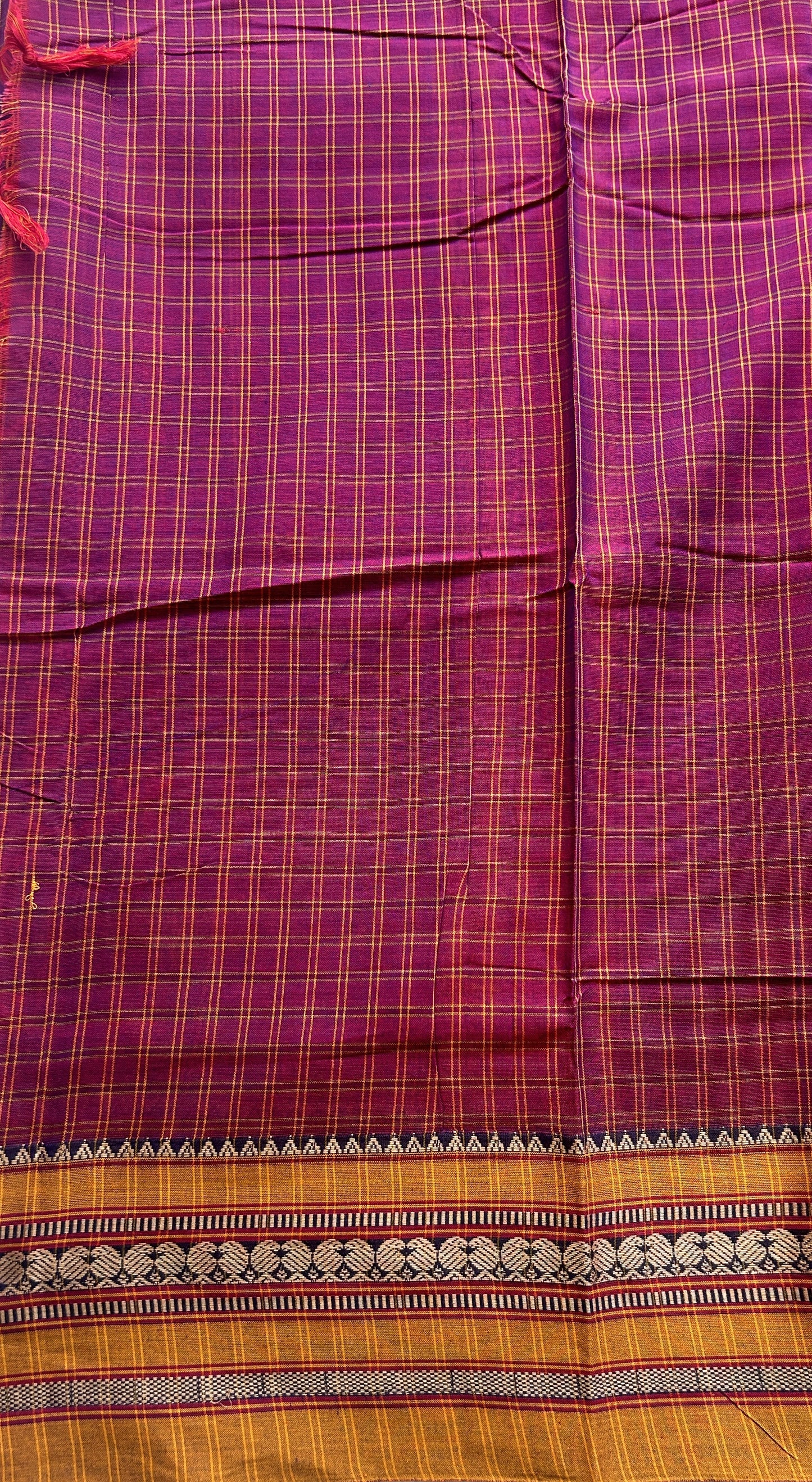 Narayanpet Cotton Checks Saree Magenta Pink Colored Complemented with a Thread Border. - Sampradaya Designer Studio