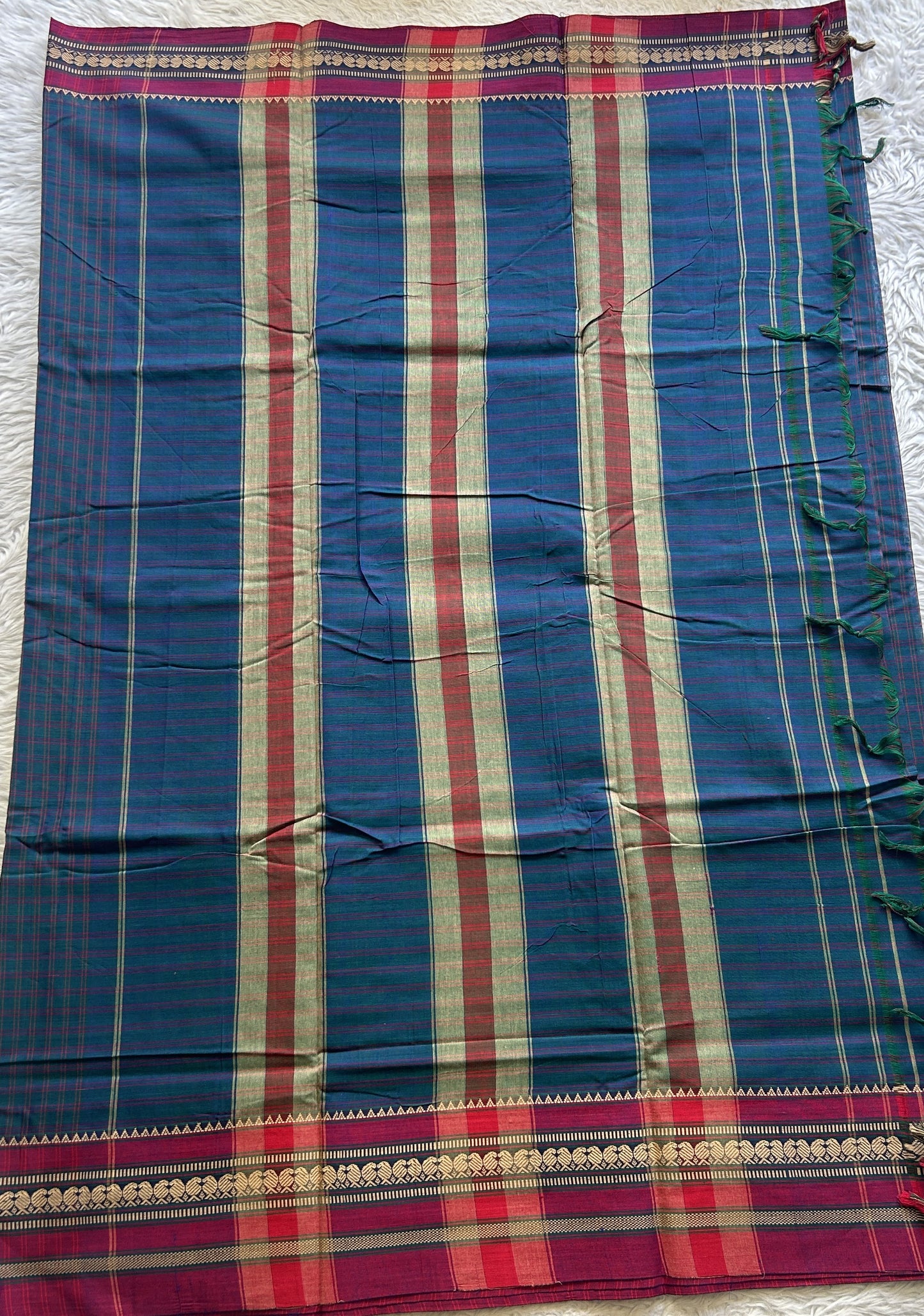 Narayanpet Cotton Checks Saree Peacock Blue Colored Complemented with a Pink Thread Border. - Sampradaya Designer Studio