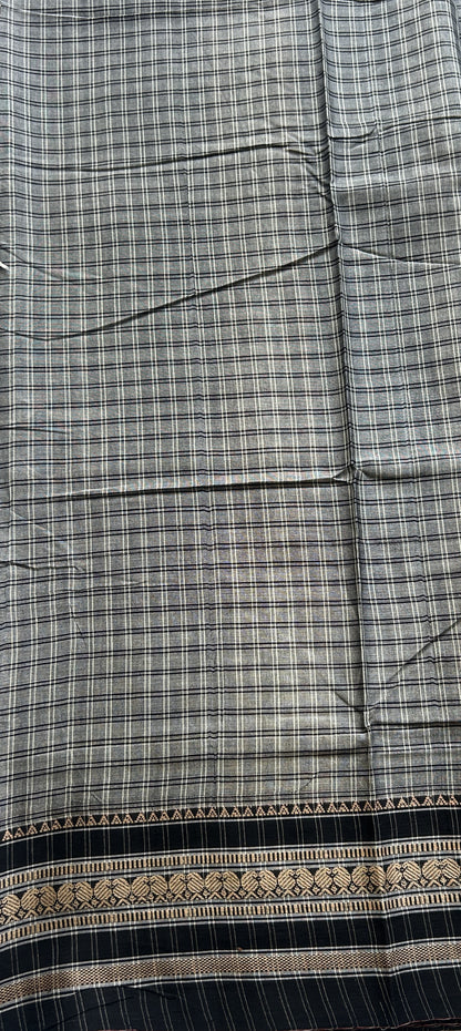 Narayanpet Cotton Checks Saree Gray Colored Complemented with a Black Thread Border. - Sampradaya Designer Studio