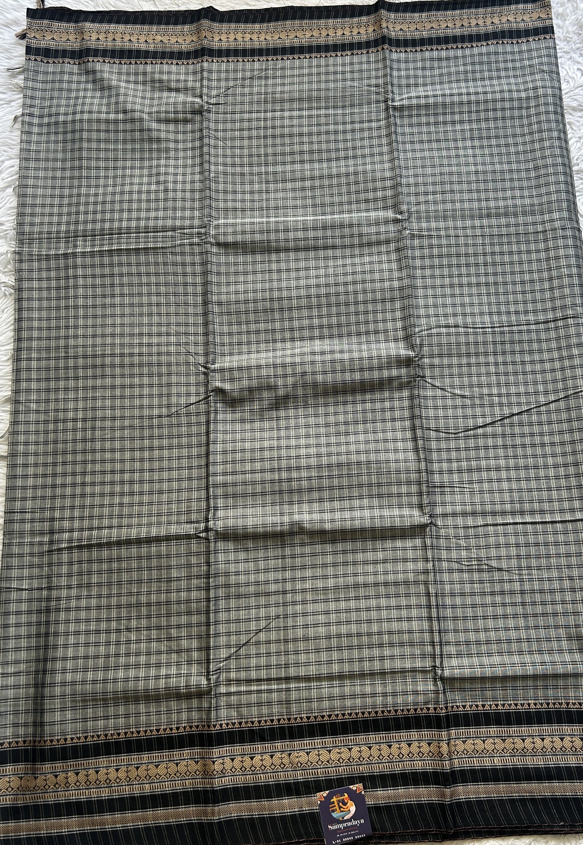 Narayanpet Cotton Checks Saree Gray Colored Complemented with a Black Thread Border. - Sampradaya Designer Studio