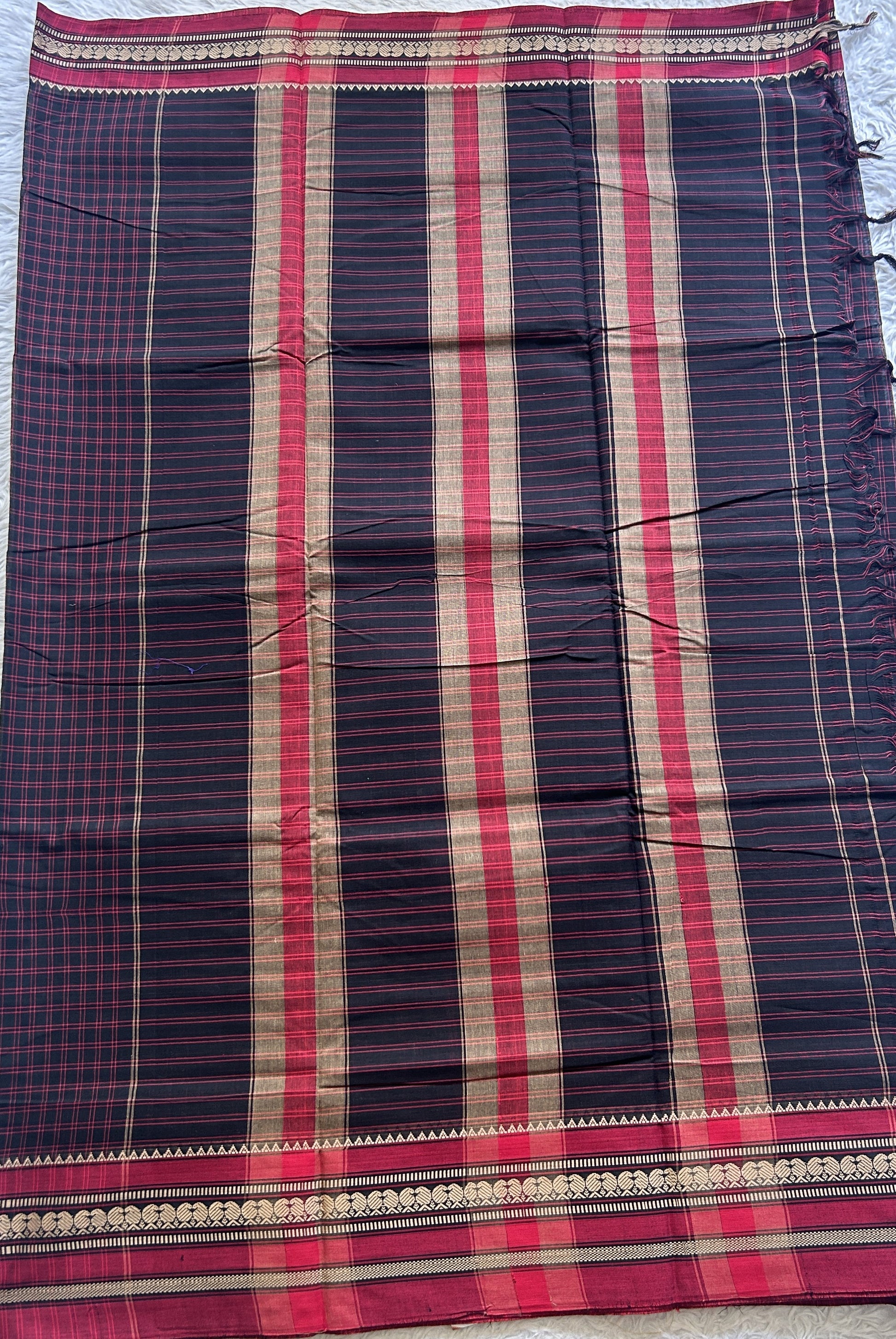Narayanpet Cotton Checks Saree Black Colored Complemented with a Maroon Thread Border. - Sampradaya Designer Studio