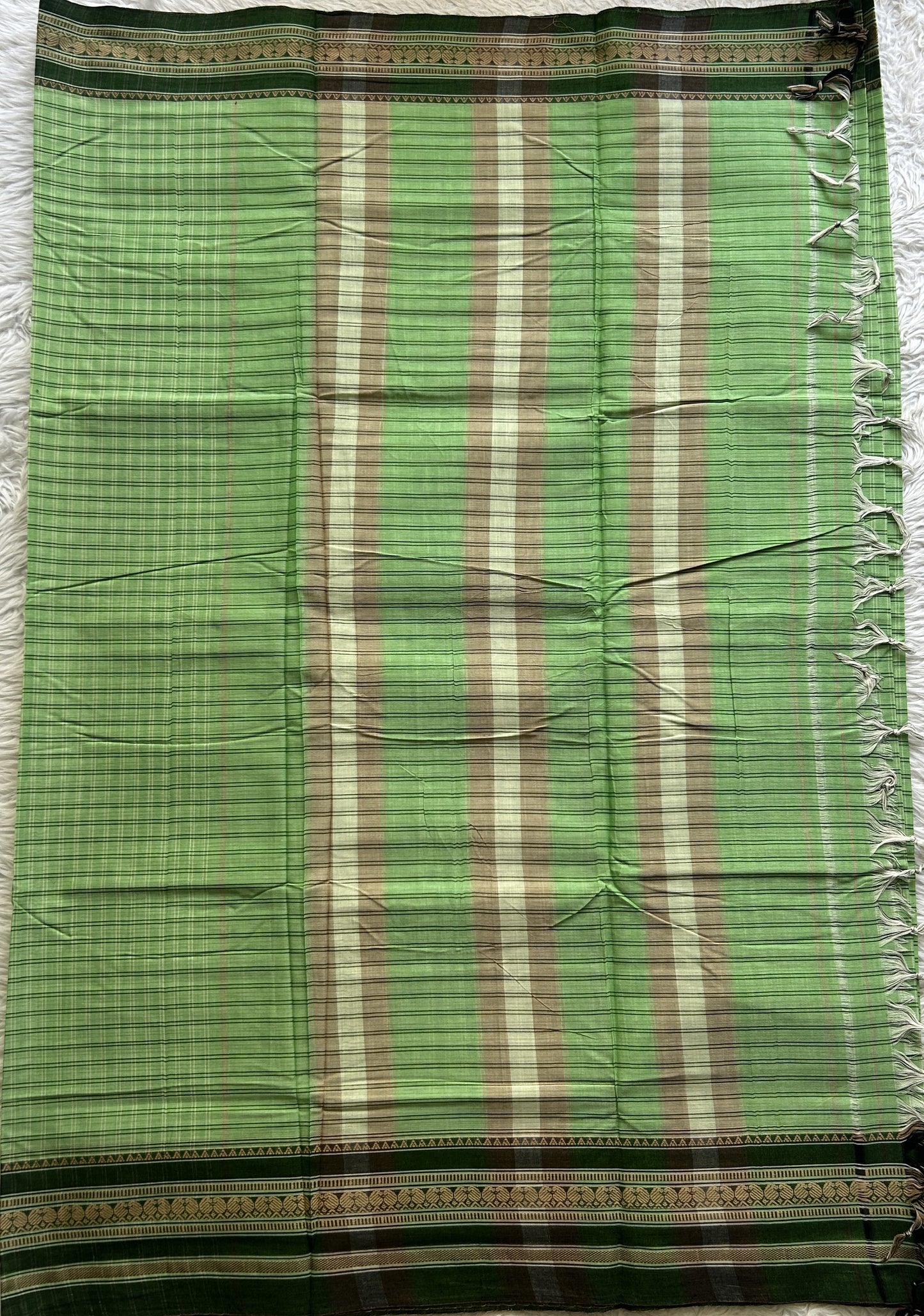 Narayanpet Cotton Checks Saree Light Green Colored Complemented with a Thread Border. - Sampradaya Designer Studio