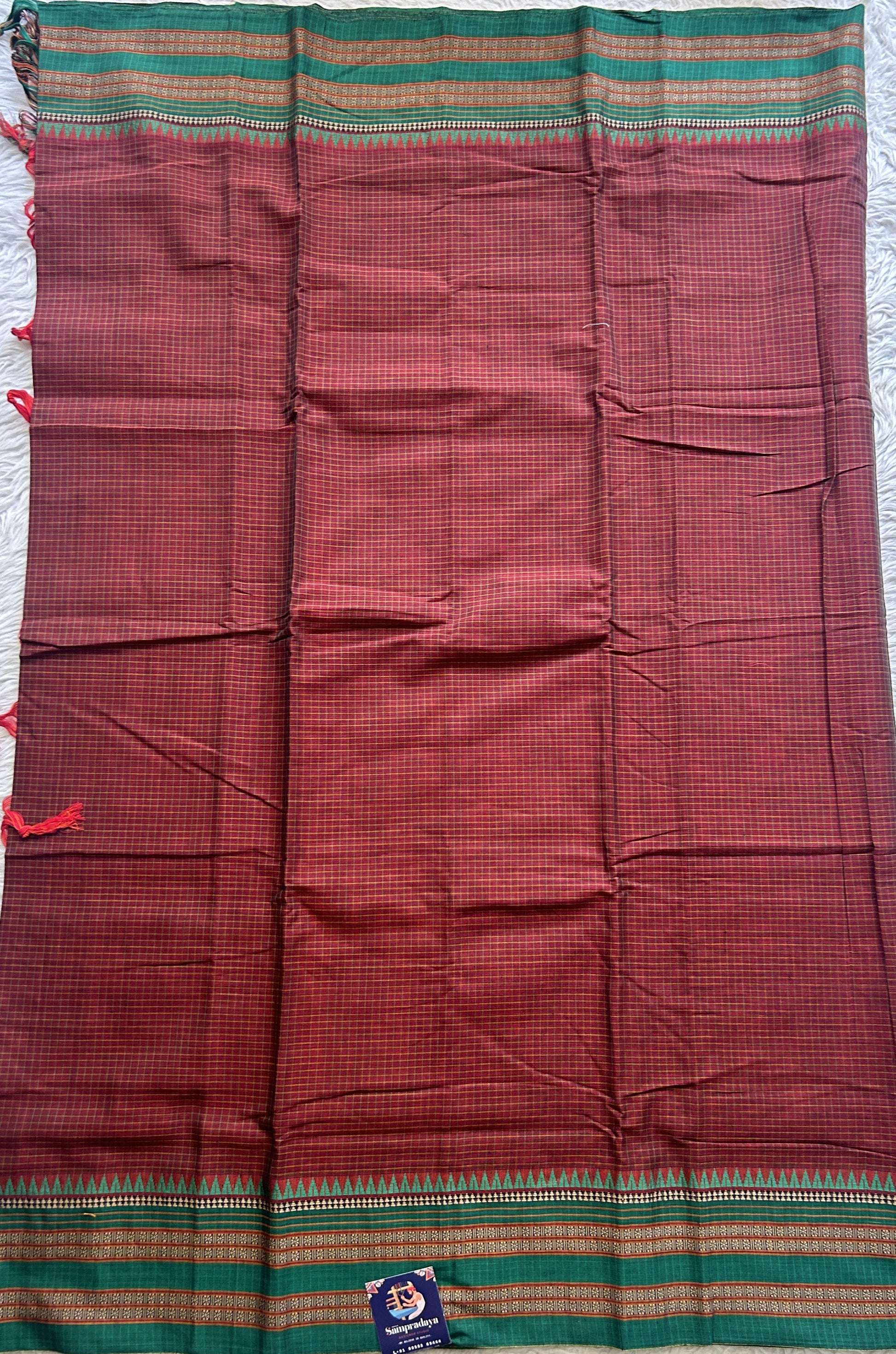 Narayanpet Cotton Checks Saree Maroon Colored Complemented with a Thread Gap Border. - Sampradaya Designer Studio