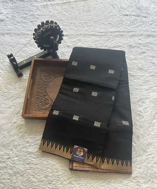 Narayanpet Cotton Buti Saree Black Colored Complemented with a Thread Border. - Sampradaya Designer Studio