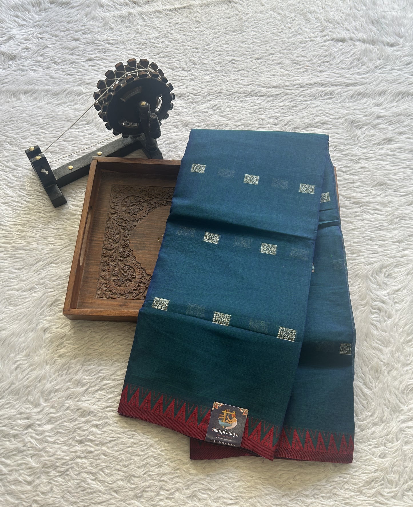Narayanpet Cotton Buti Saree Peacock Blue Colored Complemented with a Thread Border. - Sampradaya Designer Studio
