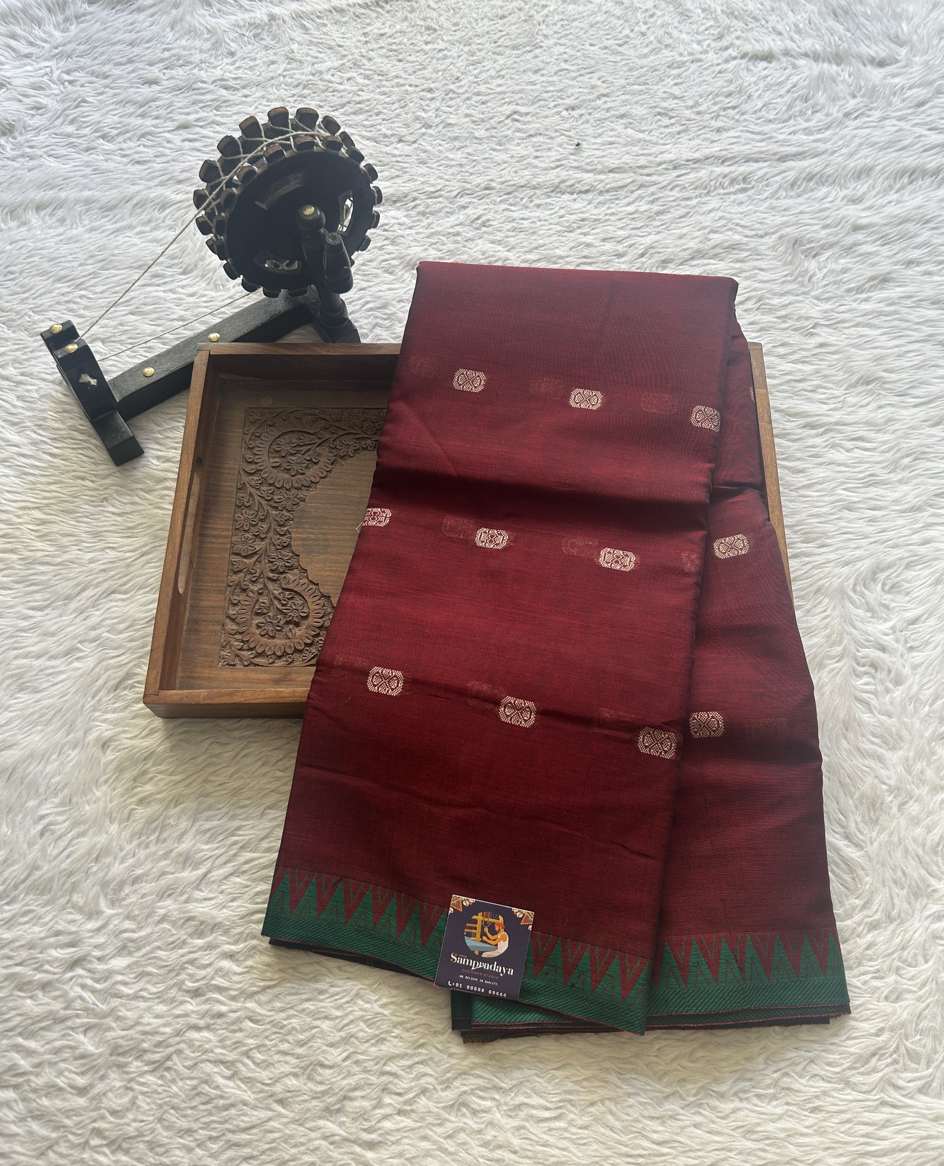 Narayanpet Cotton Buti Saree Maroon Colored Complemented with a Thread Border. - Sampradaya Designer Studio