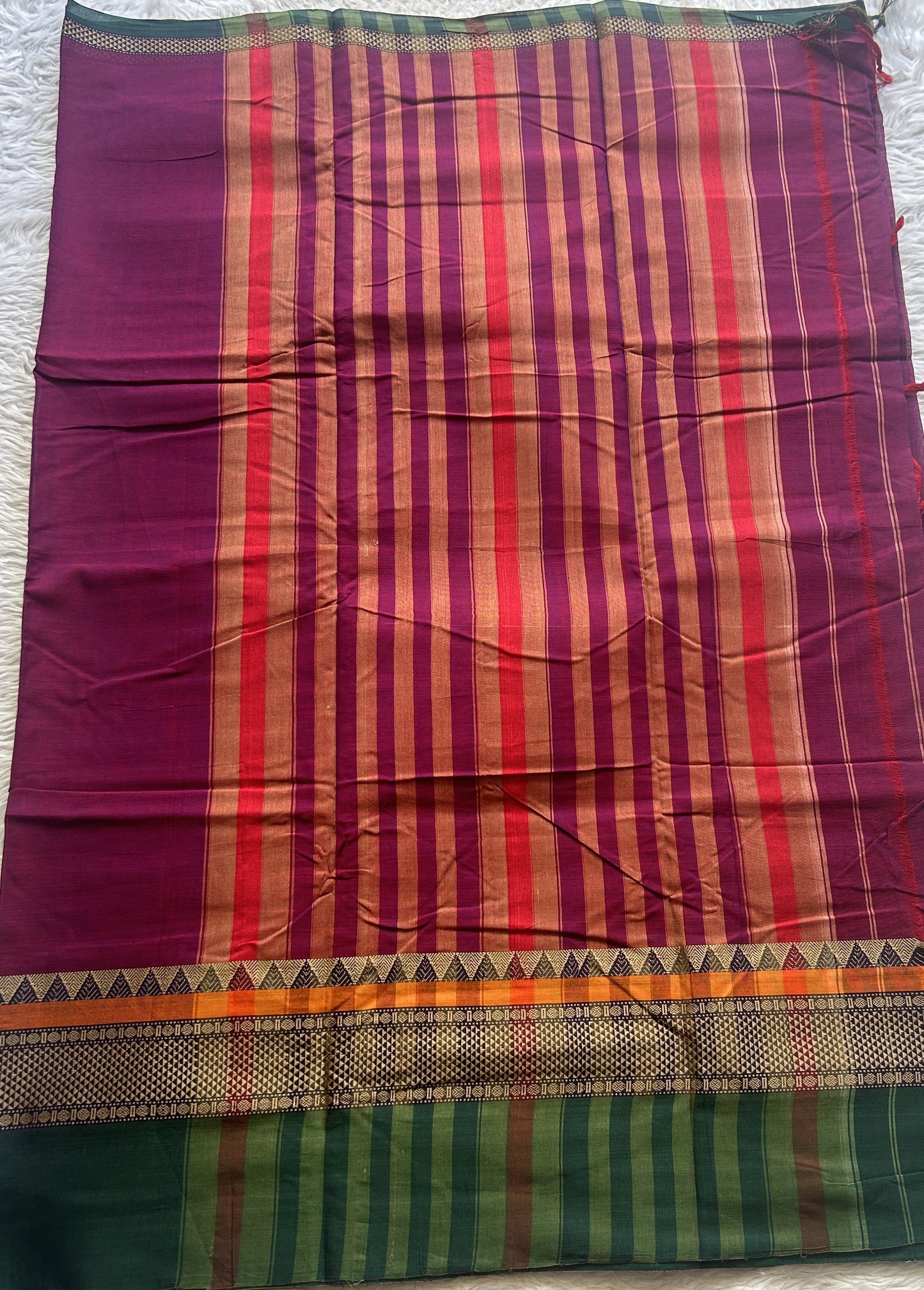 Narayanpet Cotton Saree Purple Colored Complemented with a Double Thread Border. - Sampradaya Designer Studio