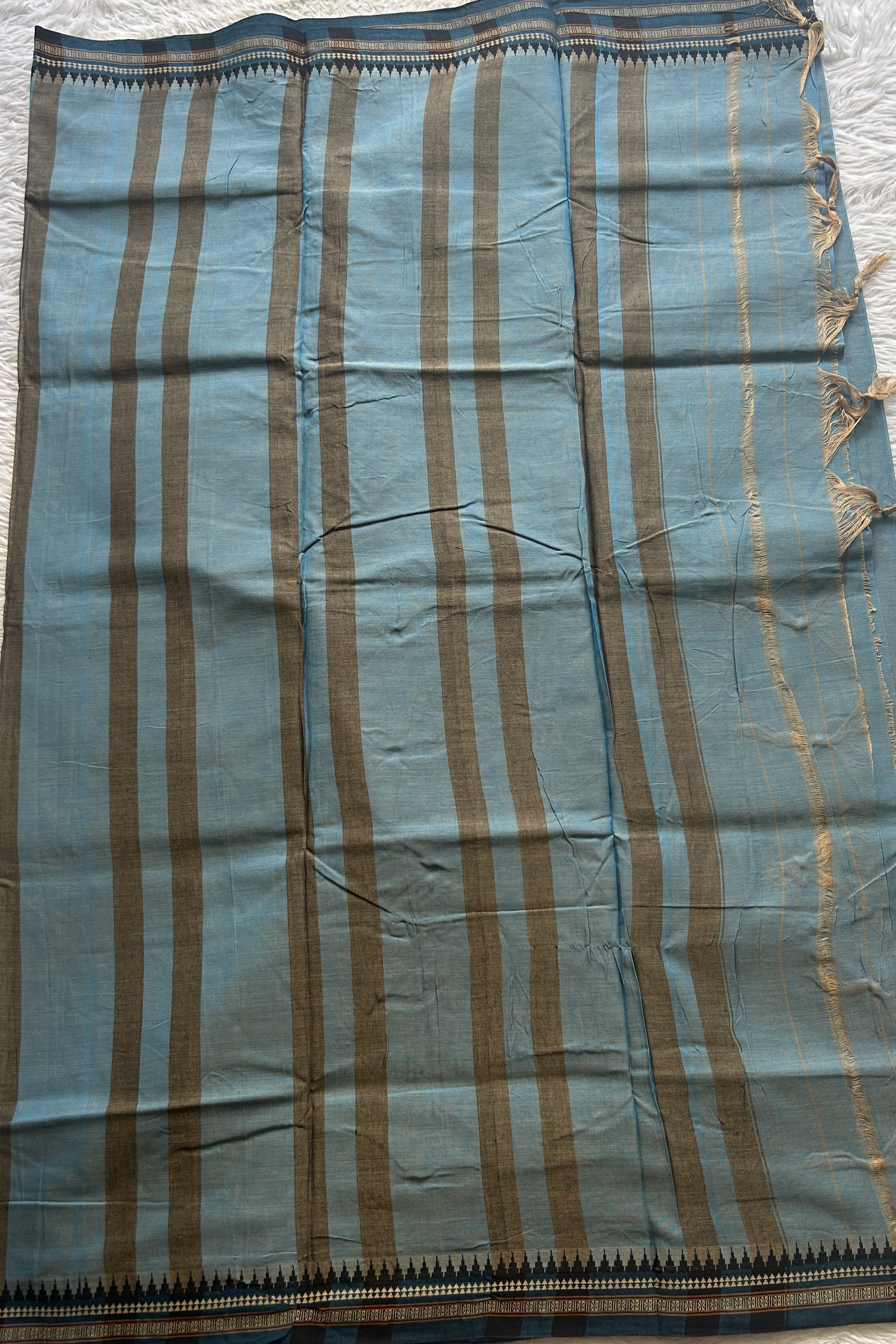 Narayanpet Cotton Saree Sapphire Colored Complemented with a Thread Border. - Sampradaya Designer Studio