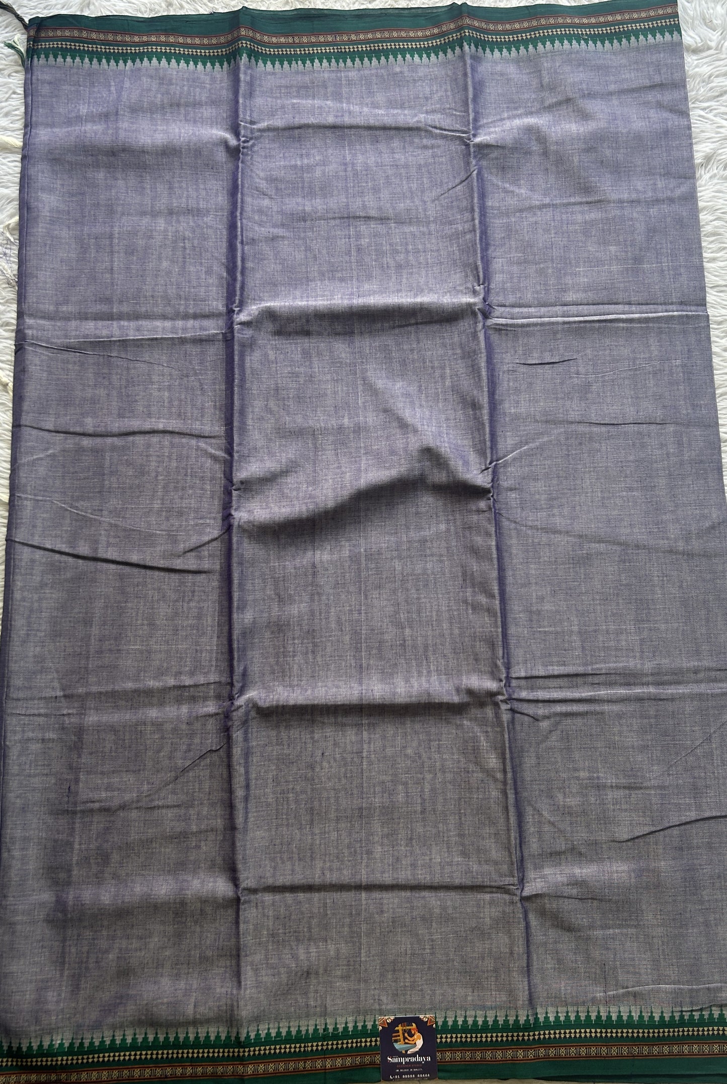 Narayanpet Cotton Saree Dark Lilac Colored Complemented with a Green Thread Border. - Sampradaya Designer Studio