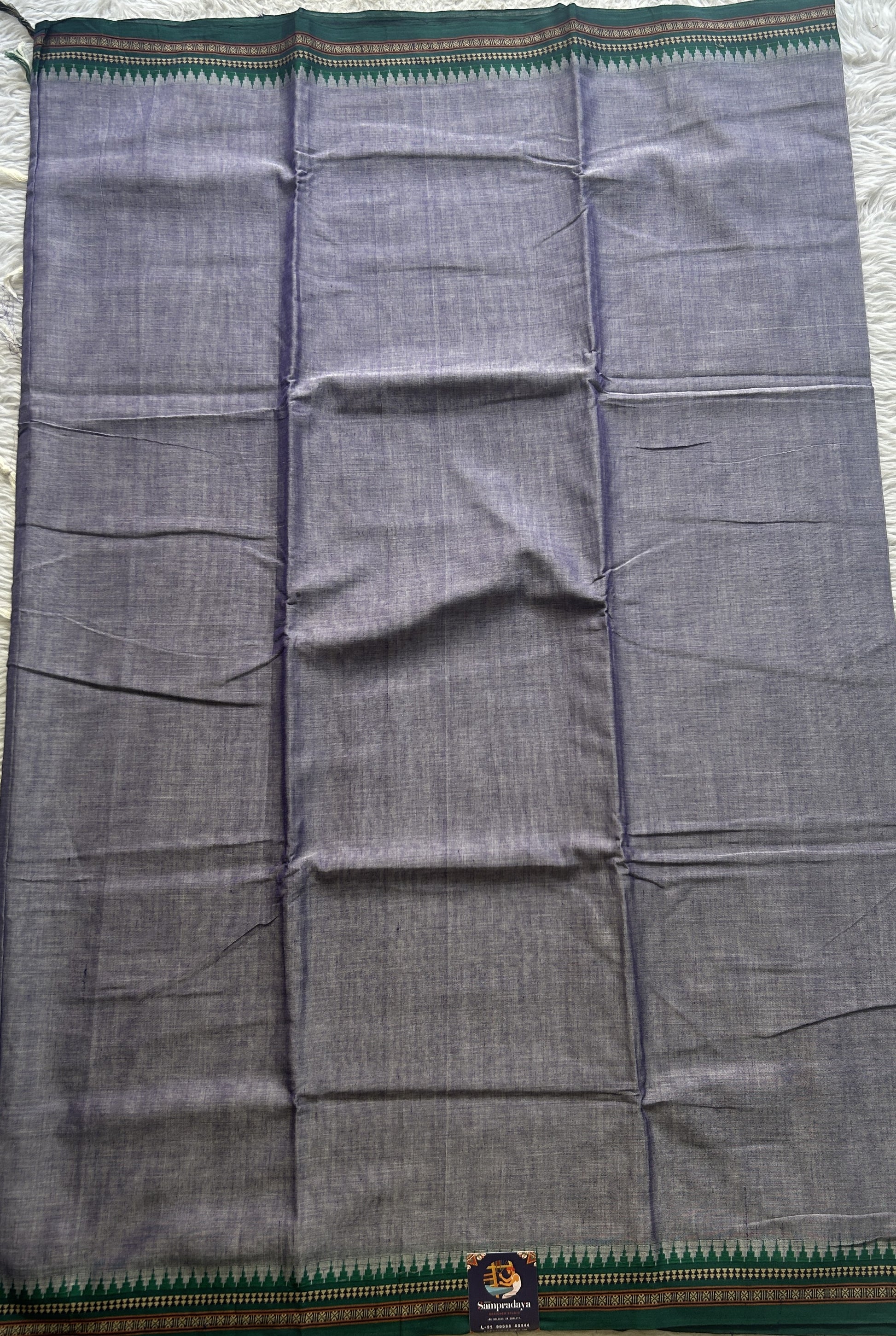 Narayanpet Cotton Saree Dark Lilac Colored Complemented with a Green Thread Border. - Sampradaya Designer Studio