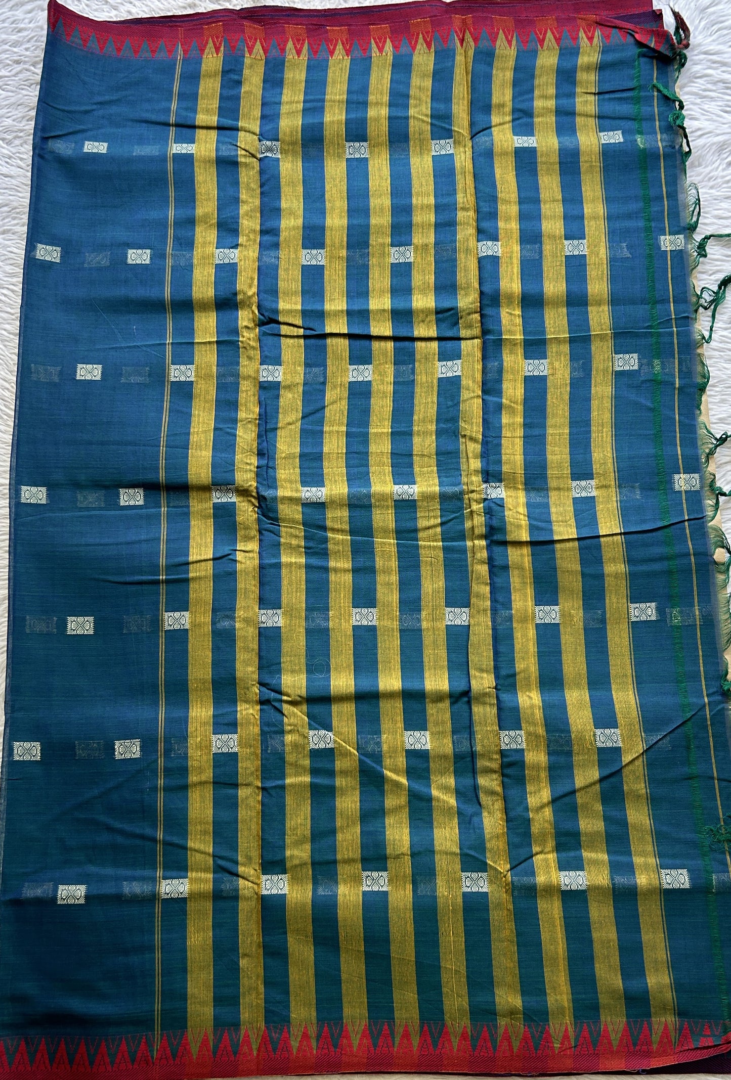 Narayanpet Cotton Buti Saree Peacock Blue Colored Complemented with a Thread Border. - Sampradaya Designer Studio