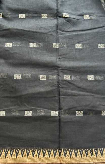 Narayanpet Cotton Buti Saree Black Colored Complemented with a Thread Border. - Sampradaya Designer Studio