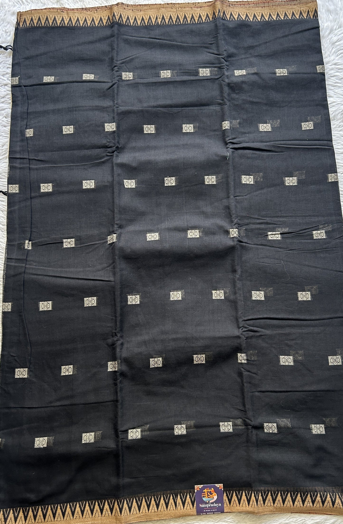 Narayanpet Cotton Buti Saree Black Colored Complemented with a Thread Border. - Sampradaya Designer Studio