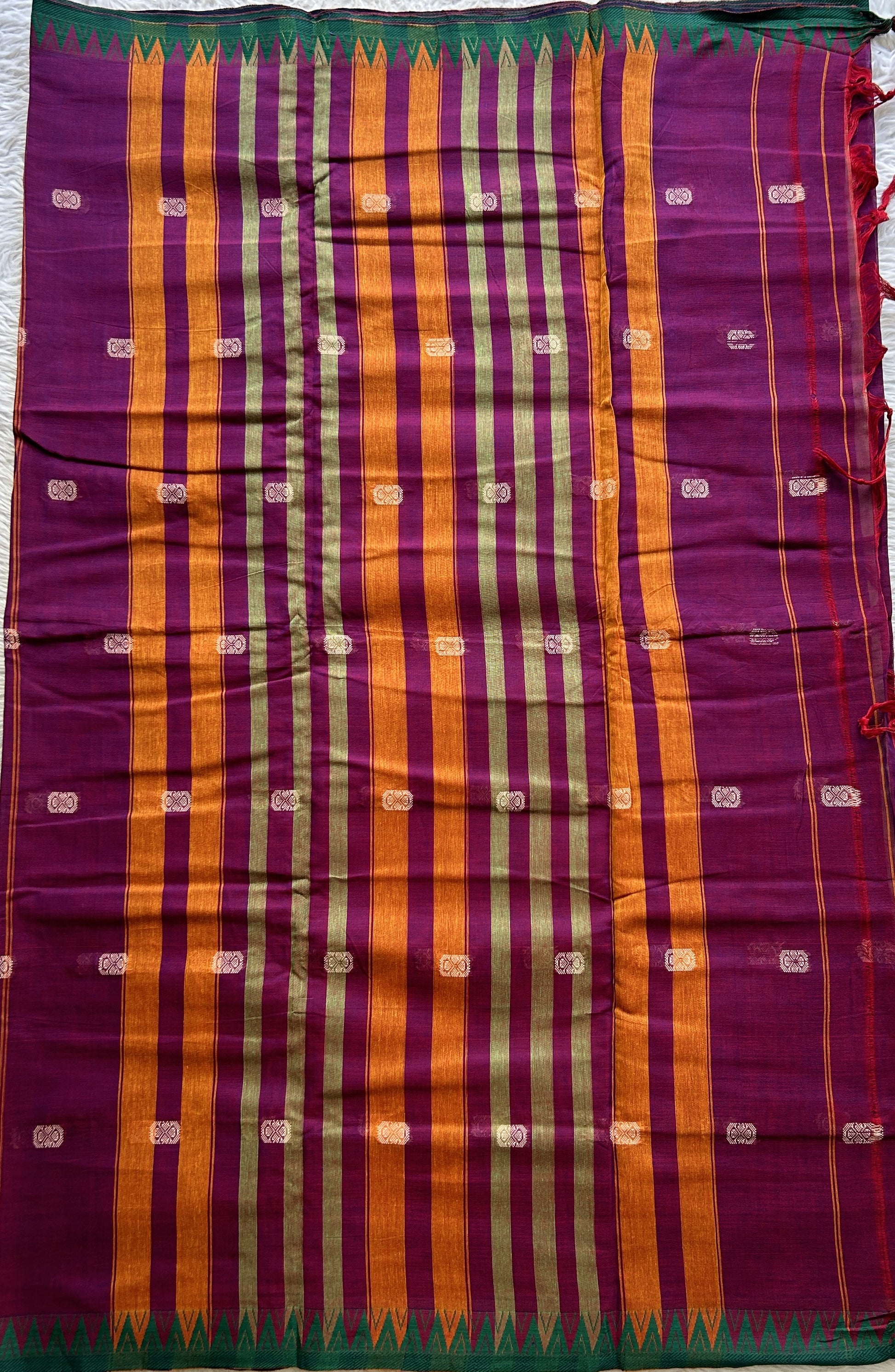 Narayanpet Cotton Buti Saree Purple Colored Complemented with a Thread Border. Ji - Sampradaya Designer Studio