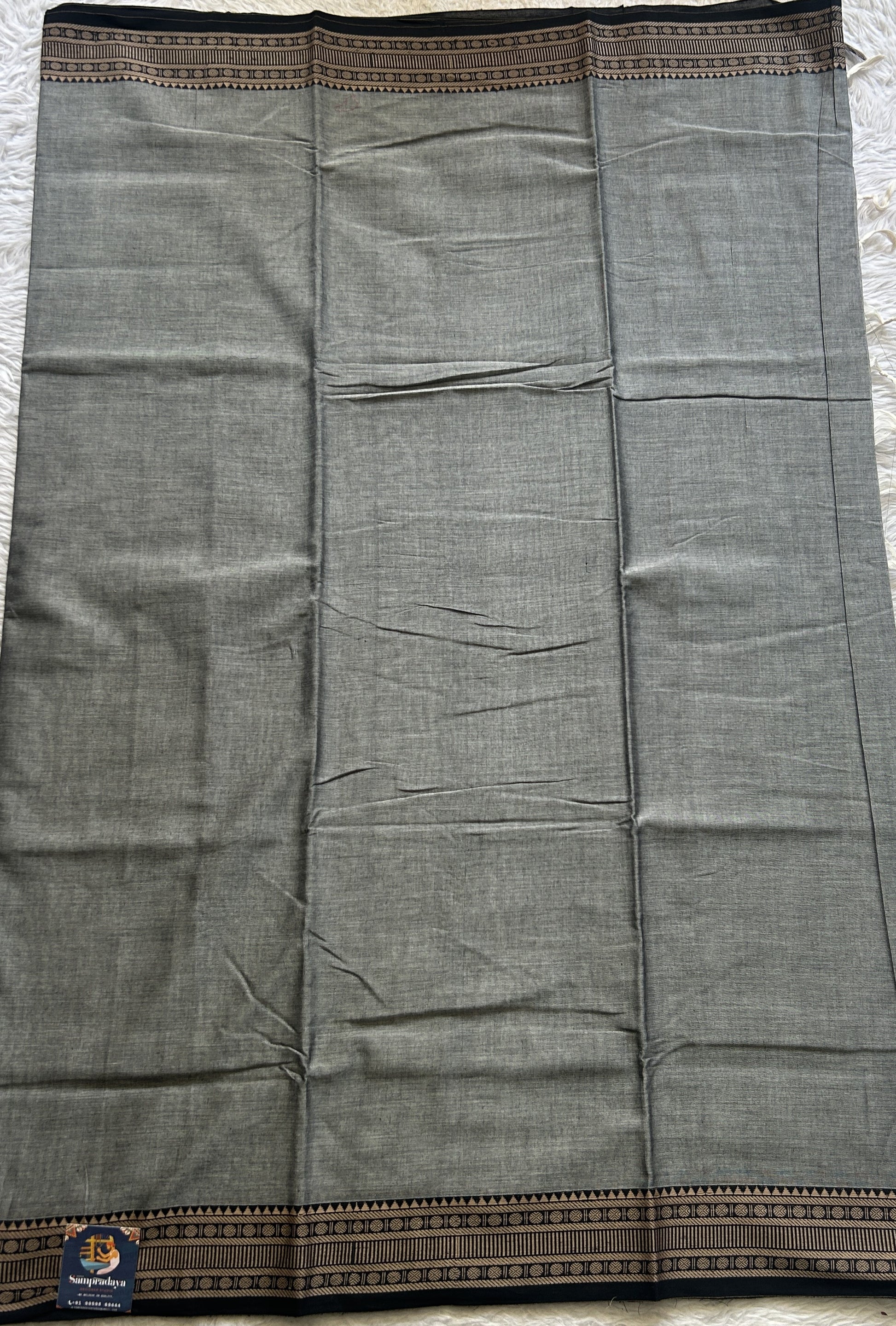 Narayanpet Cotton Saree Ash Colored Complemented with a Black Thread Border. - Sampradaya Designer Studio